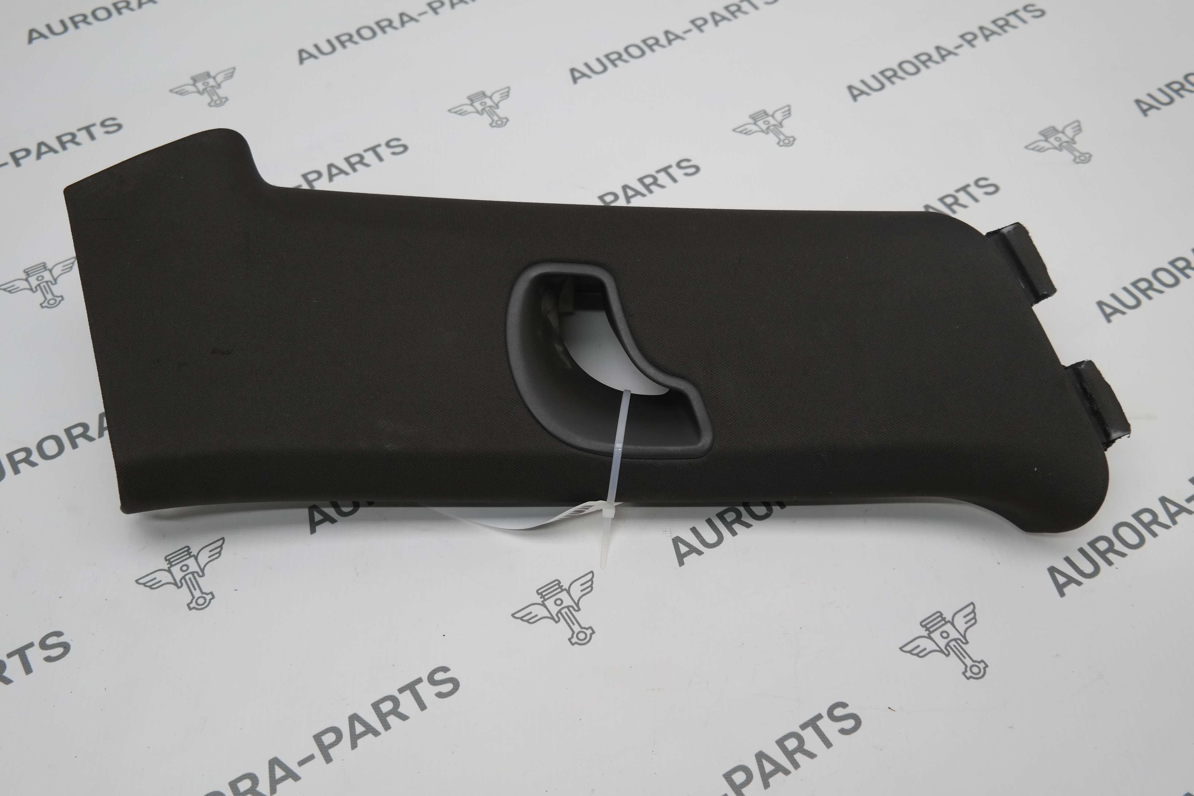 Обшивка стойки C LH Porsche Cayenne