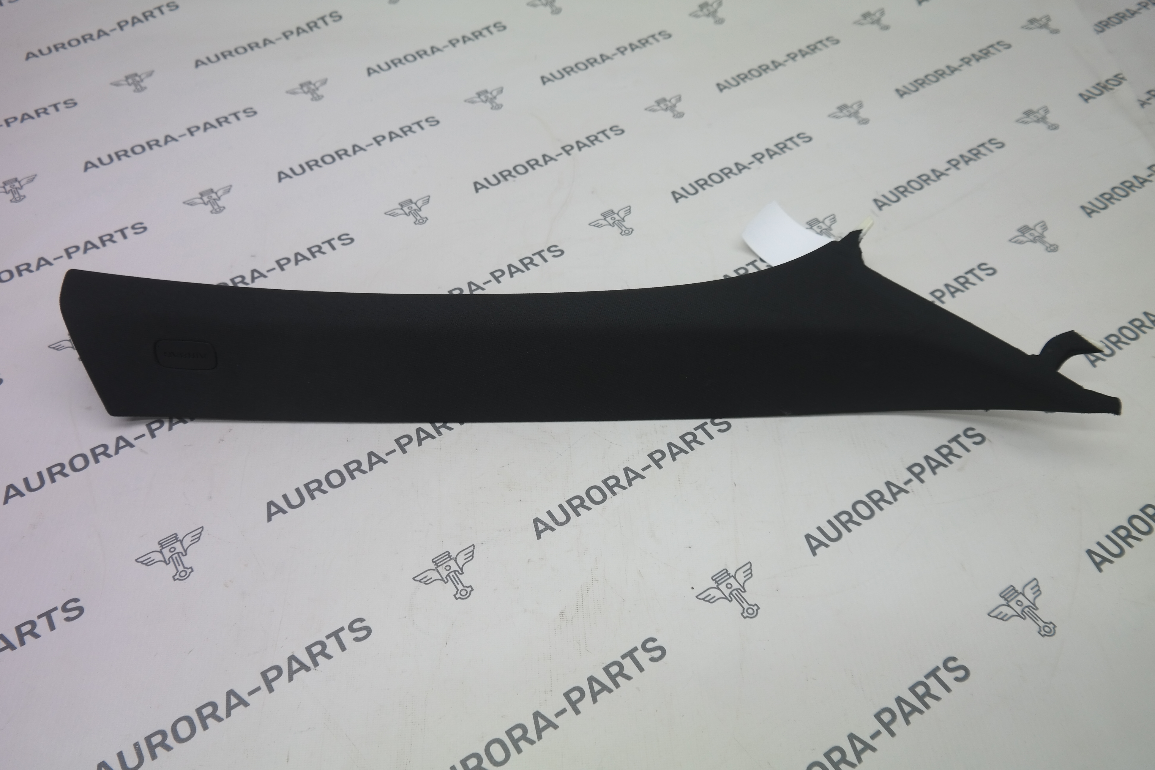 Обшивка стойки A RH Audi Q7