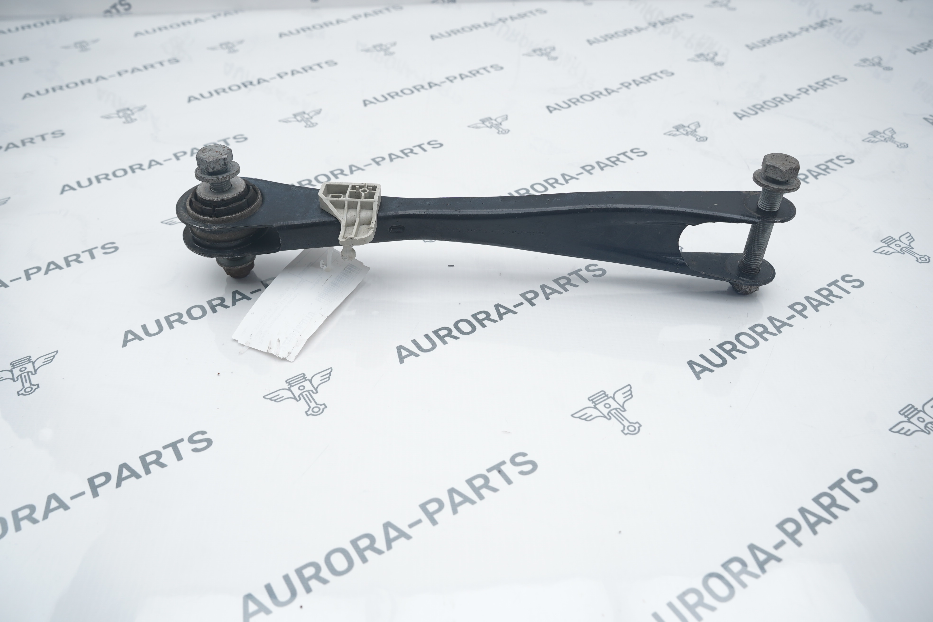 Рычаг продольный задней подвески нижний  LH=RH BMW X5