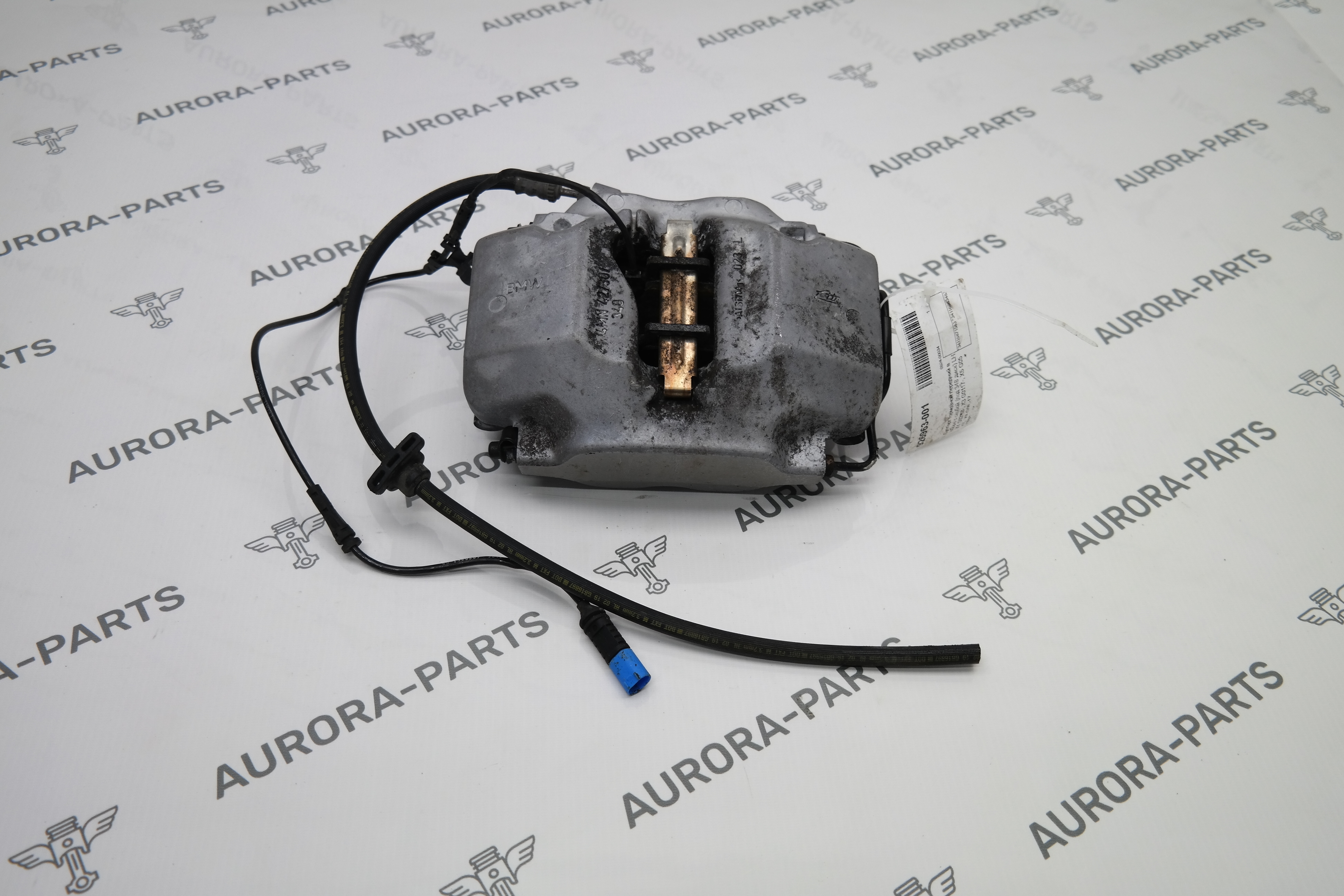 Суппорт тормозной передний в сборе с скобой (под 348 диск) LH BMW 3-Series