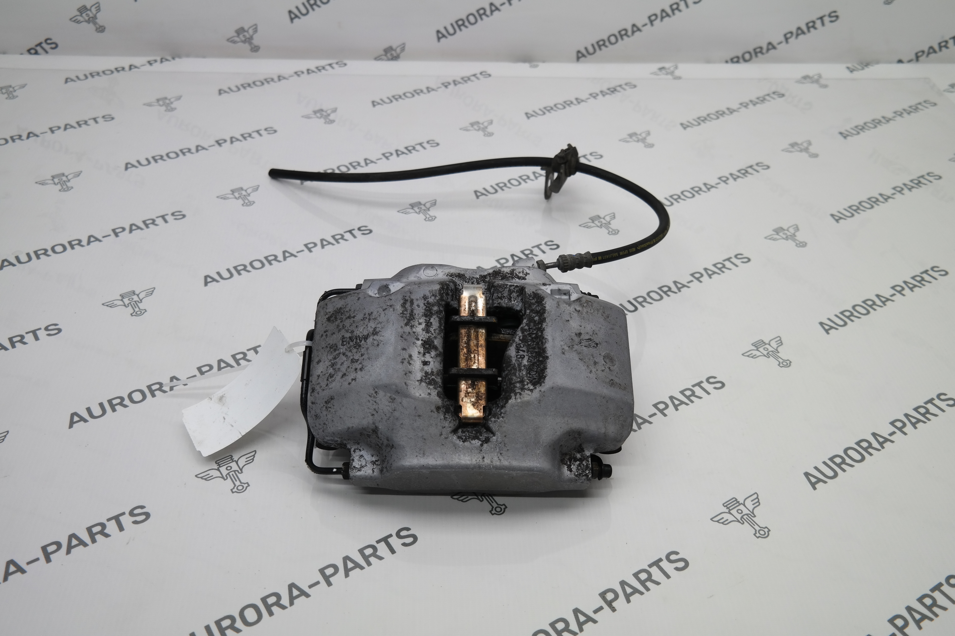 Суппорт тормозной передний в сборе с скобой (под 348 диск) RH BMW 3-Series