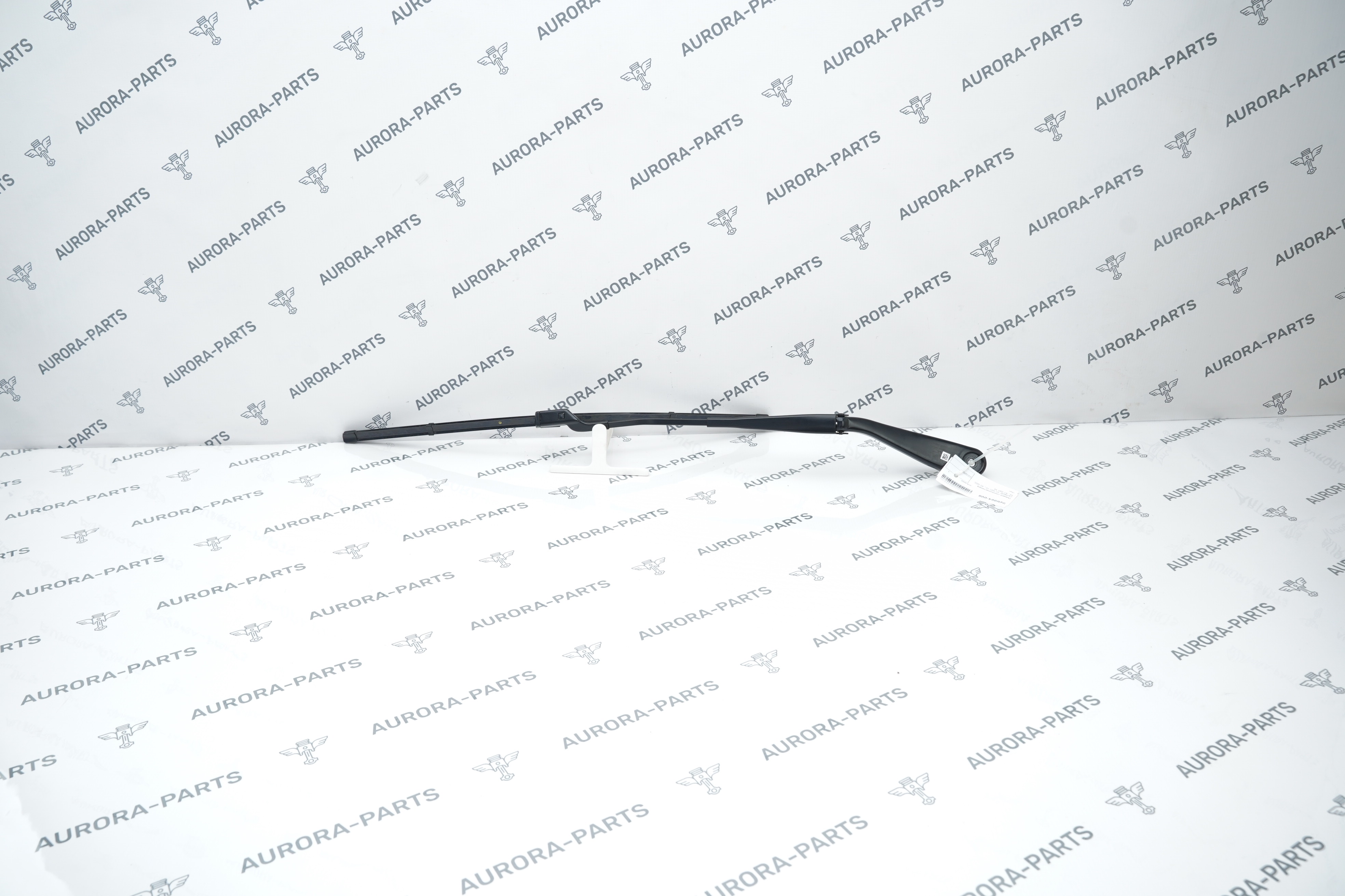 Поводок стеклоочистителя (правый) BMW X5