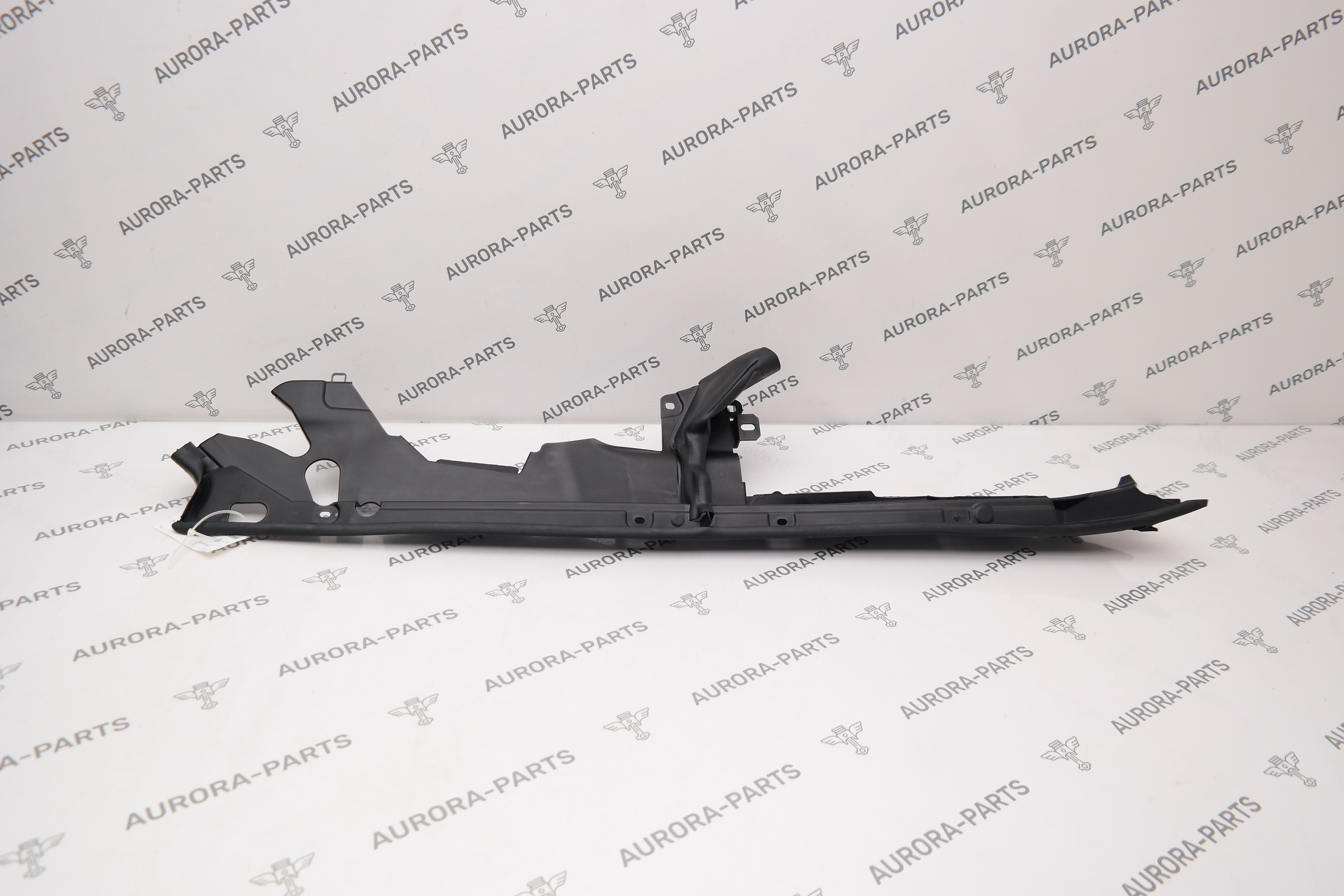 Уплотнитель крыла LH BMW X3