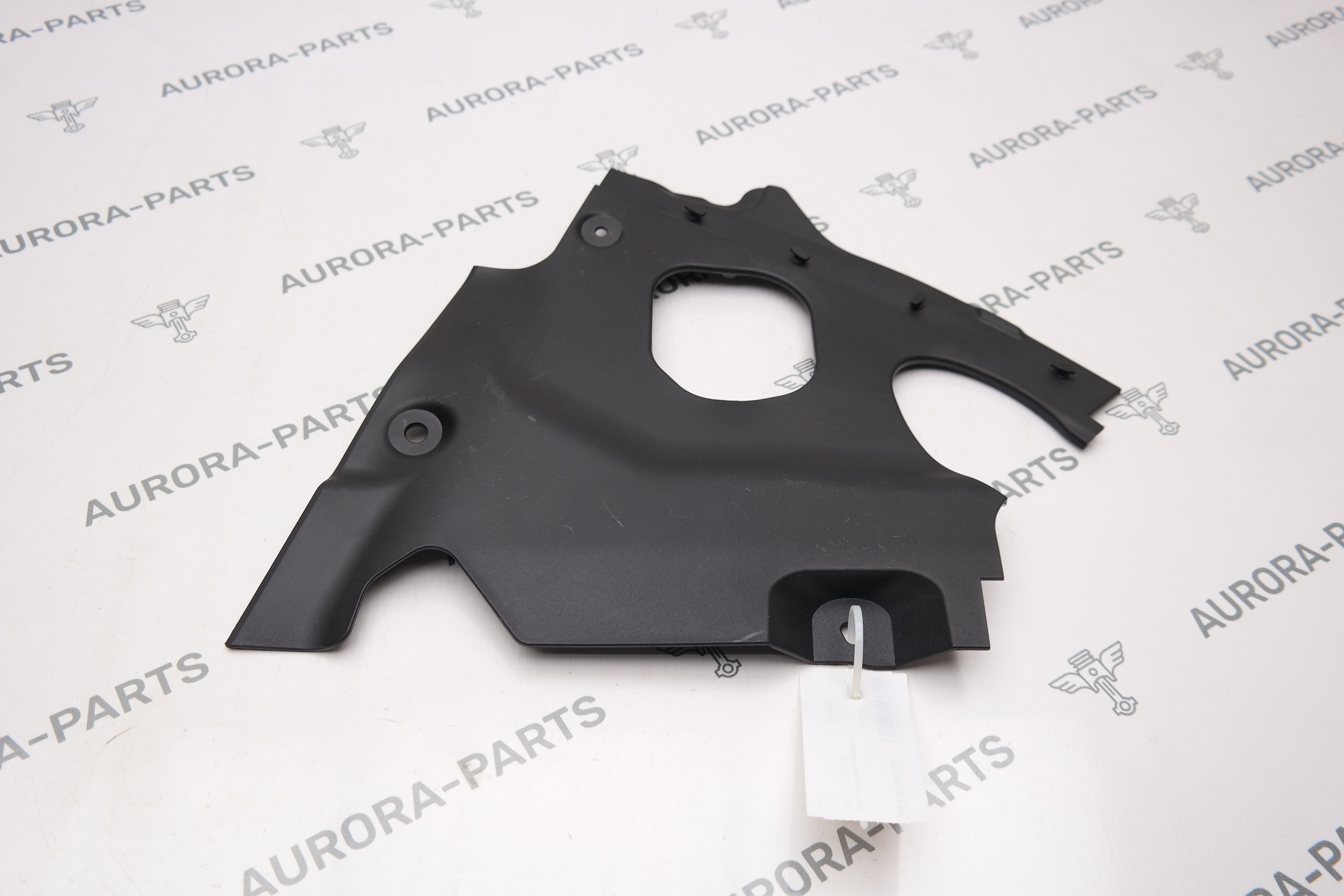 Щиток моторного отсека RH BMW X3