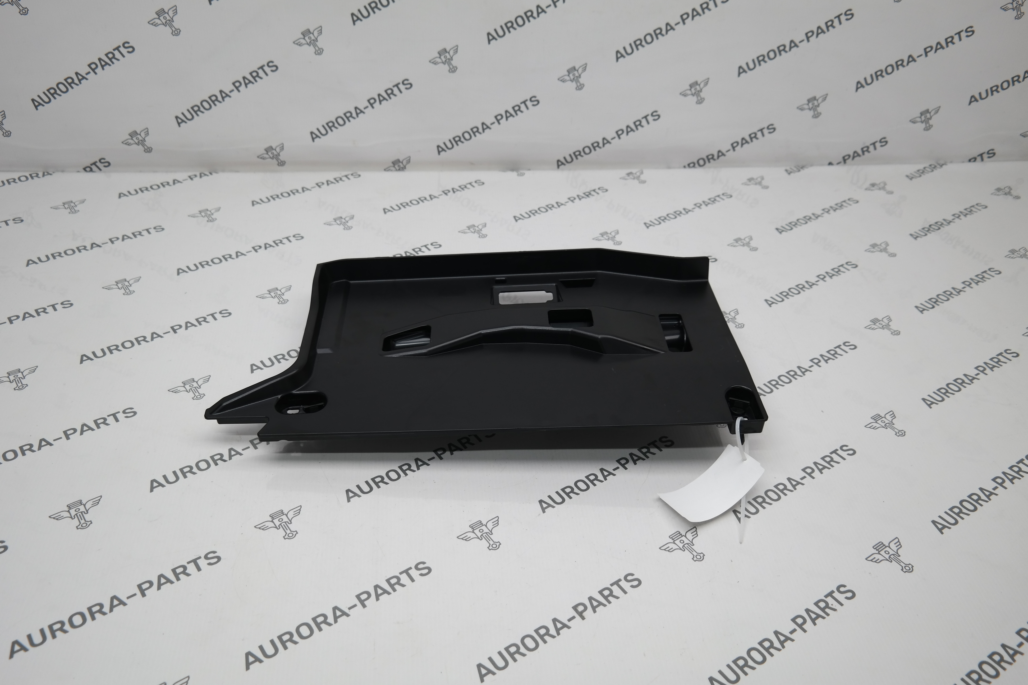 Накладка торпедо RH BMW X5