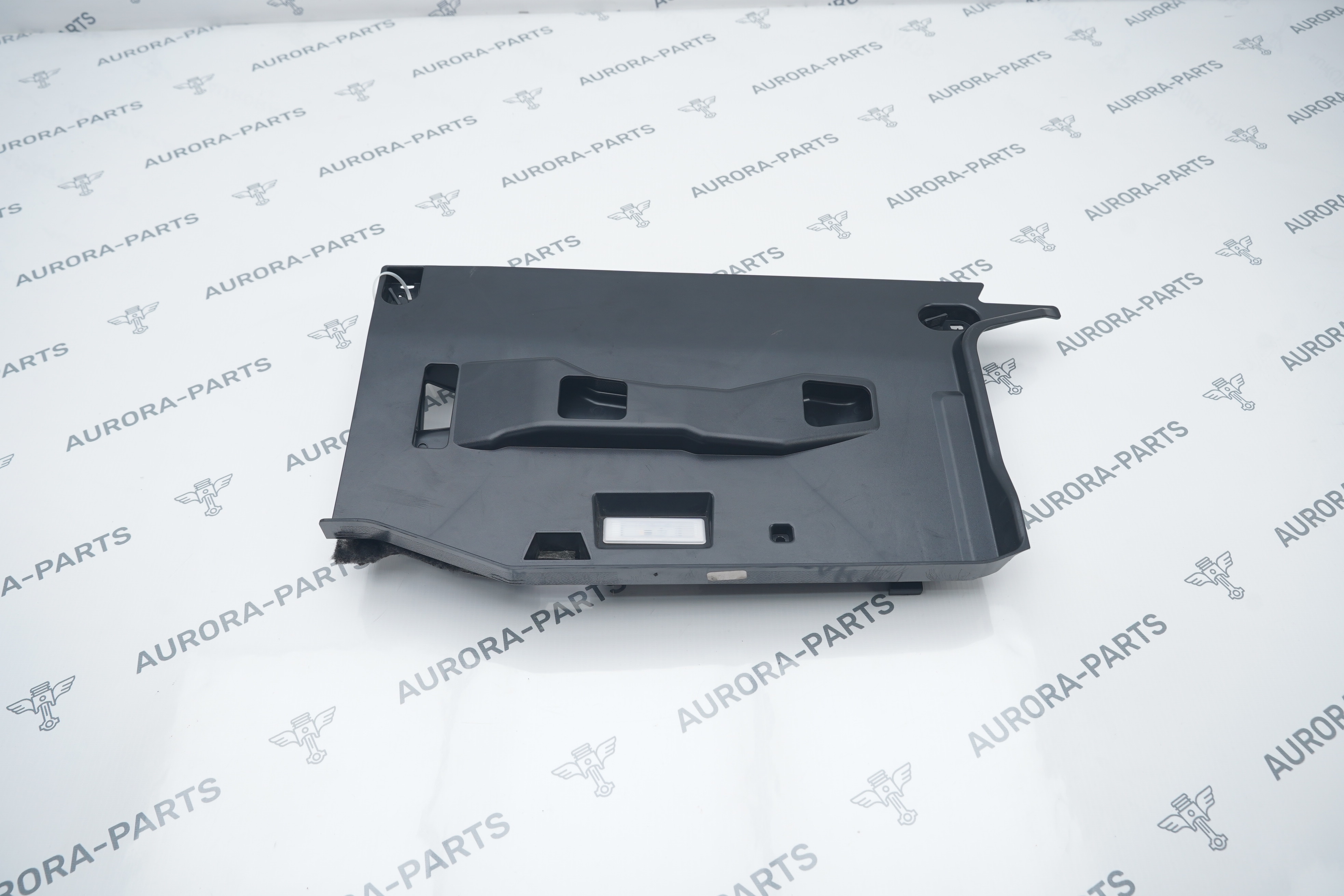 Накладка торпедо RH BMW X5