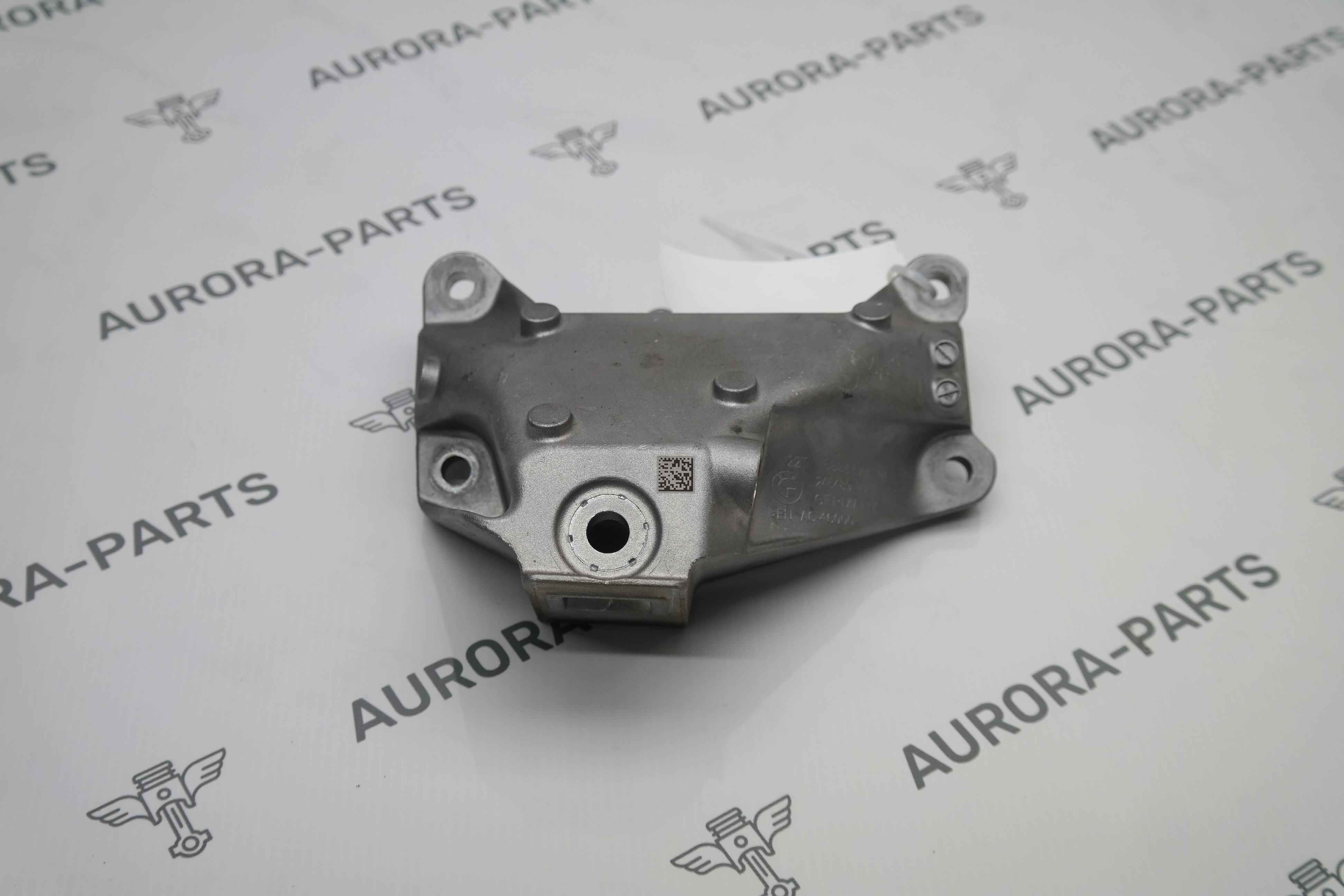 Кронштейн двигателя RH BMW X5