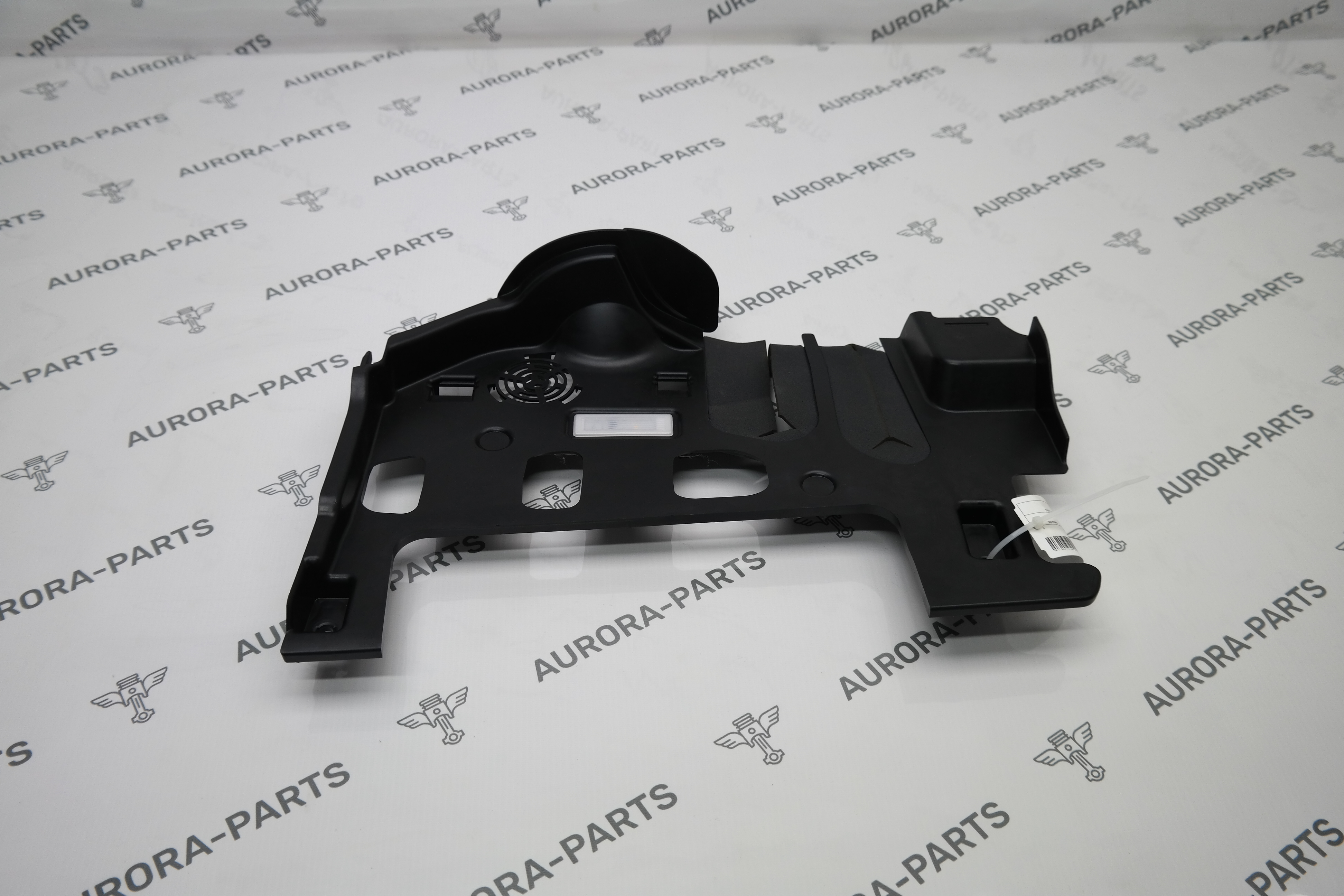 Накладка торпеды нижняя LH BMW X3