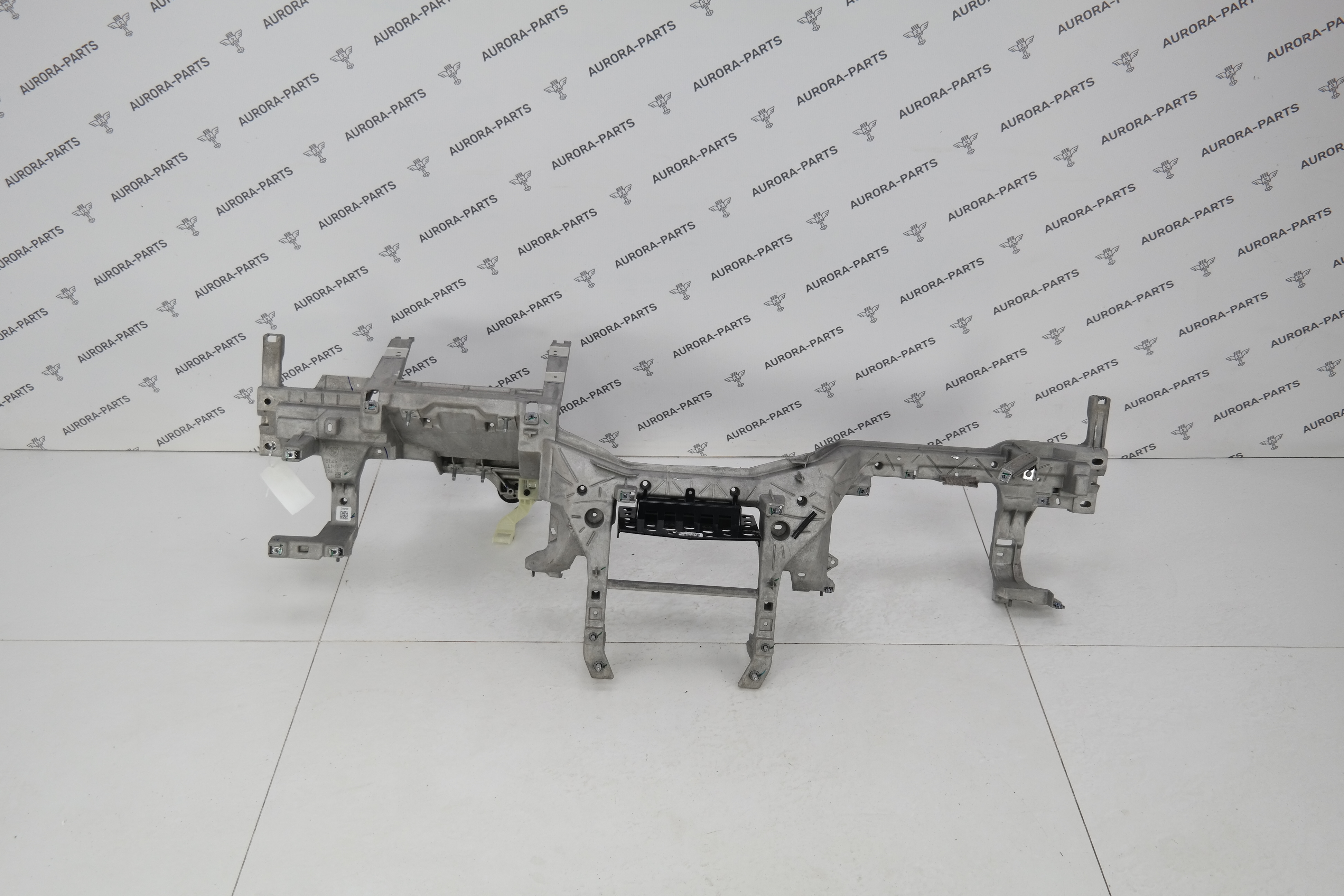 Усилитель (каркас) торпедо BMW X5