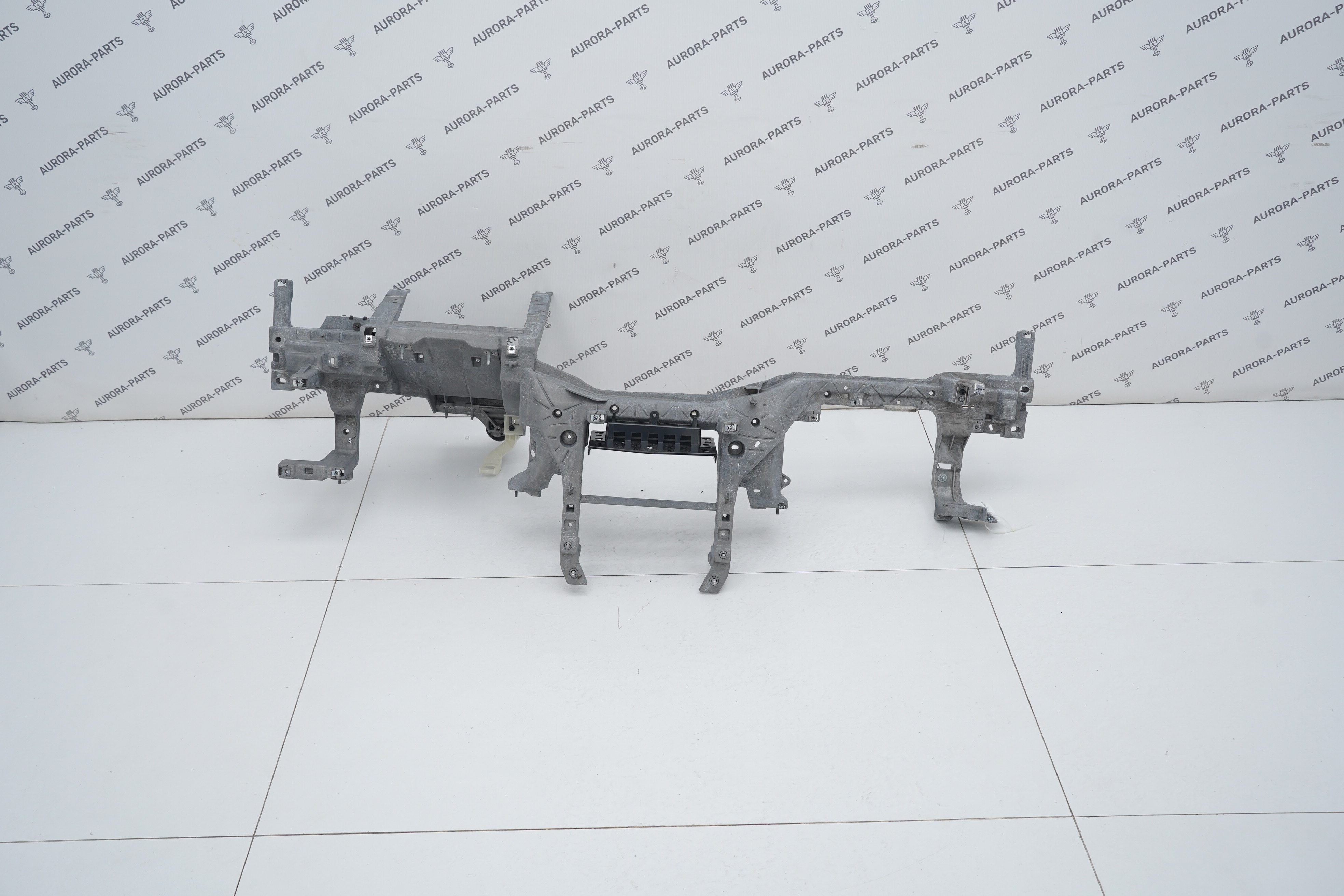 Усилитель (каркас) торпедо BMW X5