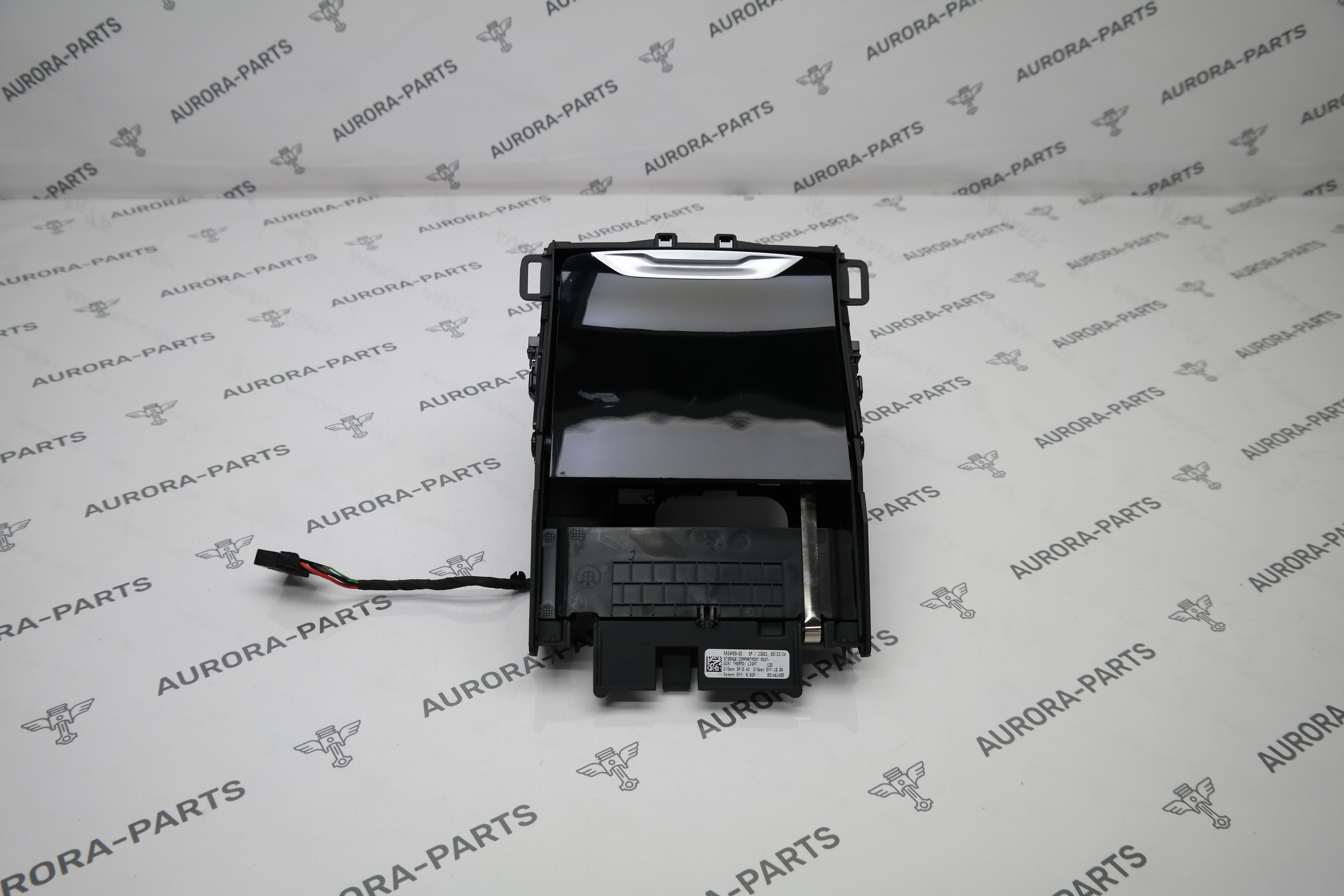 Подстаканник (охлаждение и обогрев) BMW X5