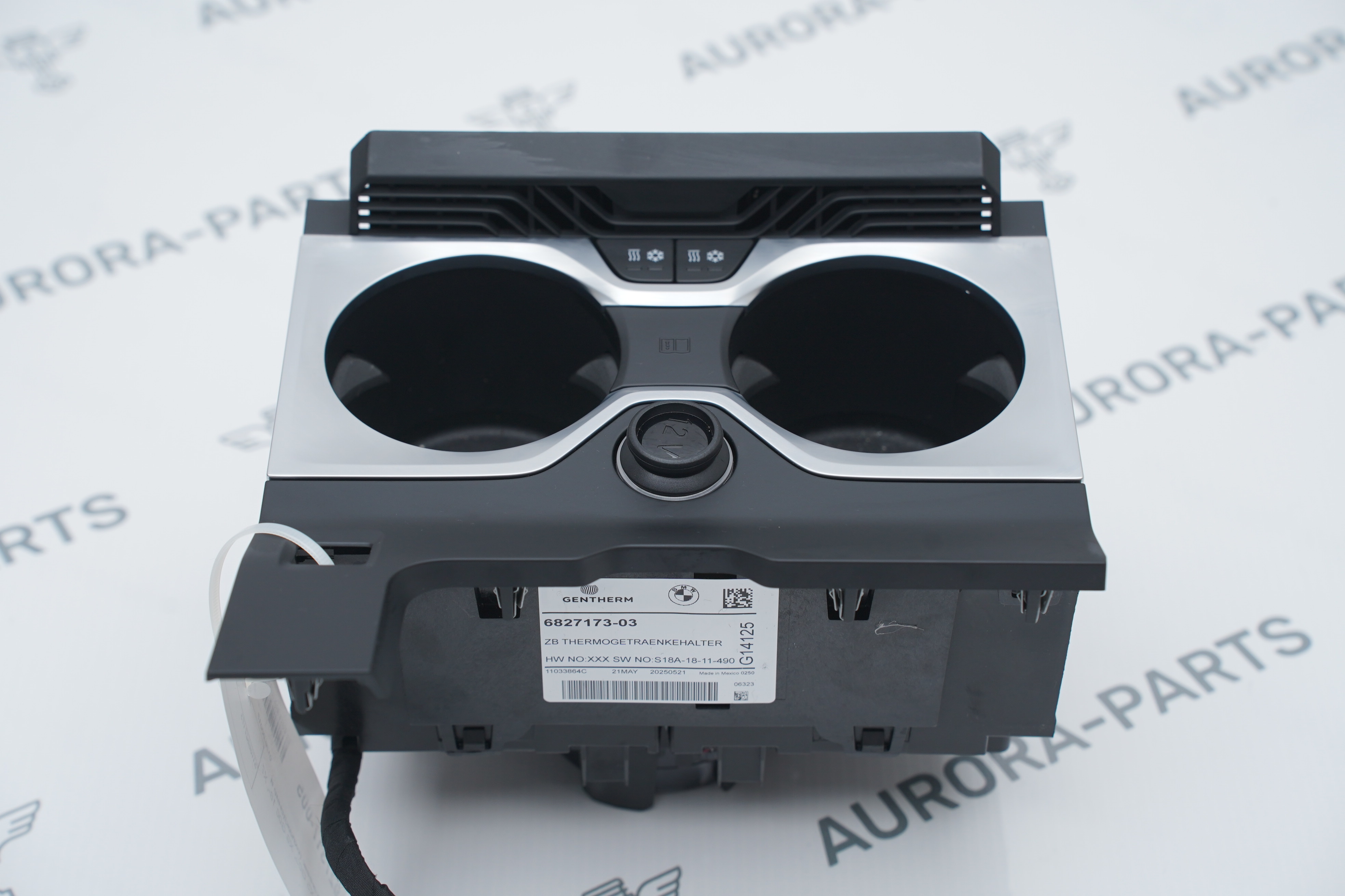 Подстаканник (охлаждение и обогрев) BMW X5