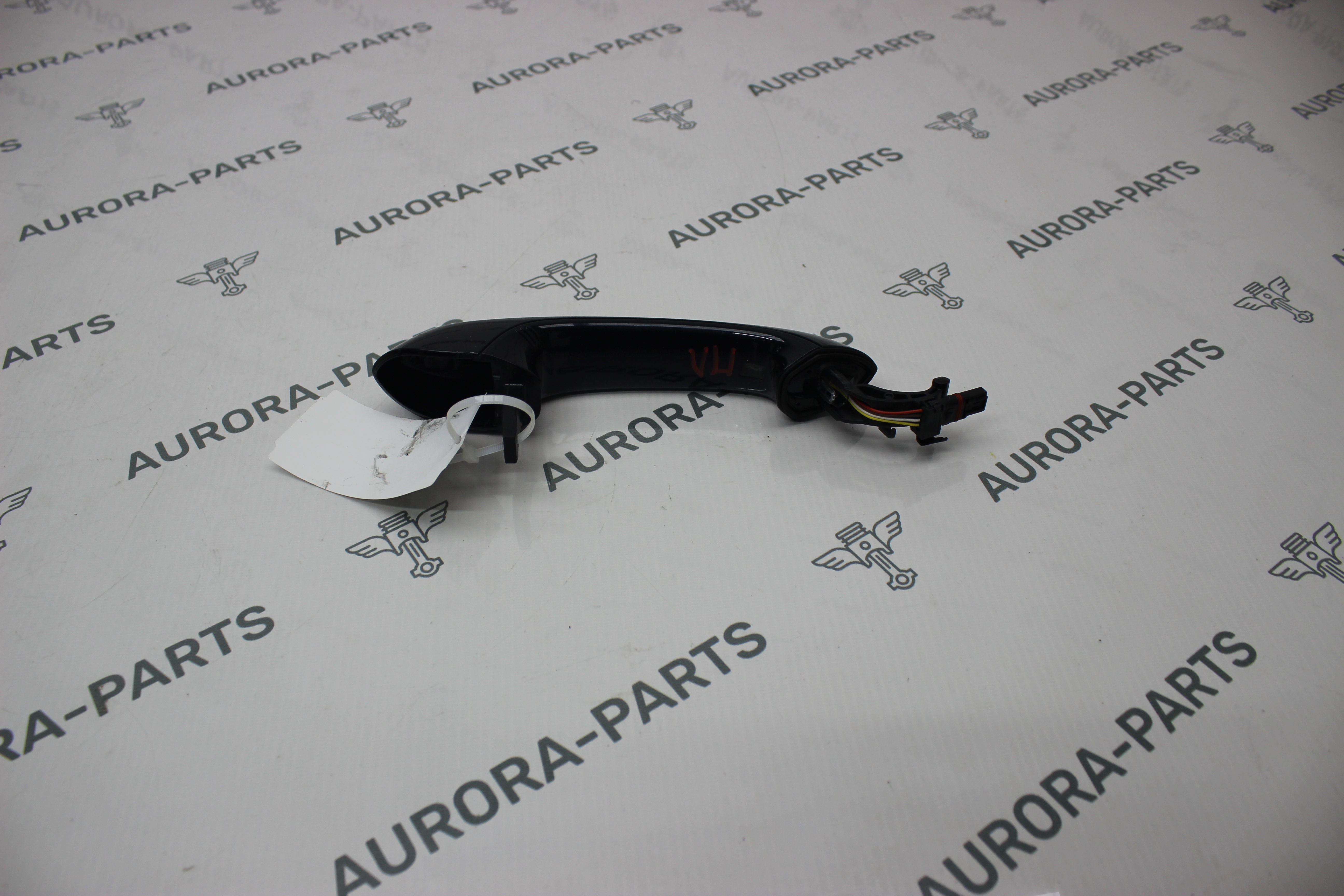 Ручка двери передняя LH (комфортный доступ) BMW X6