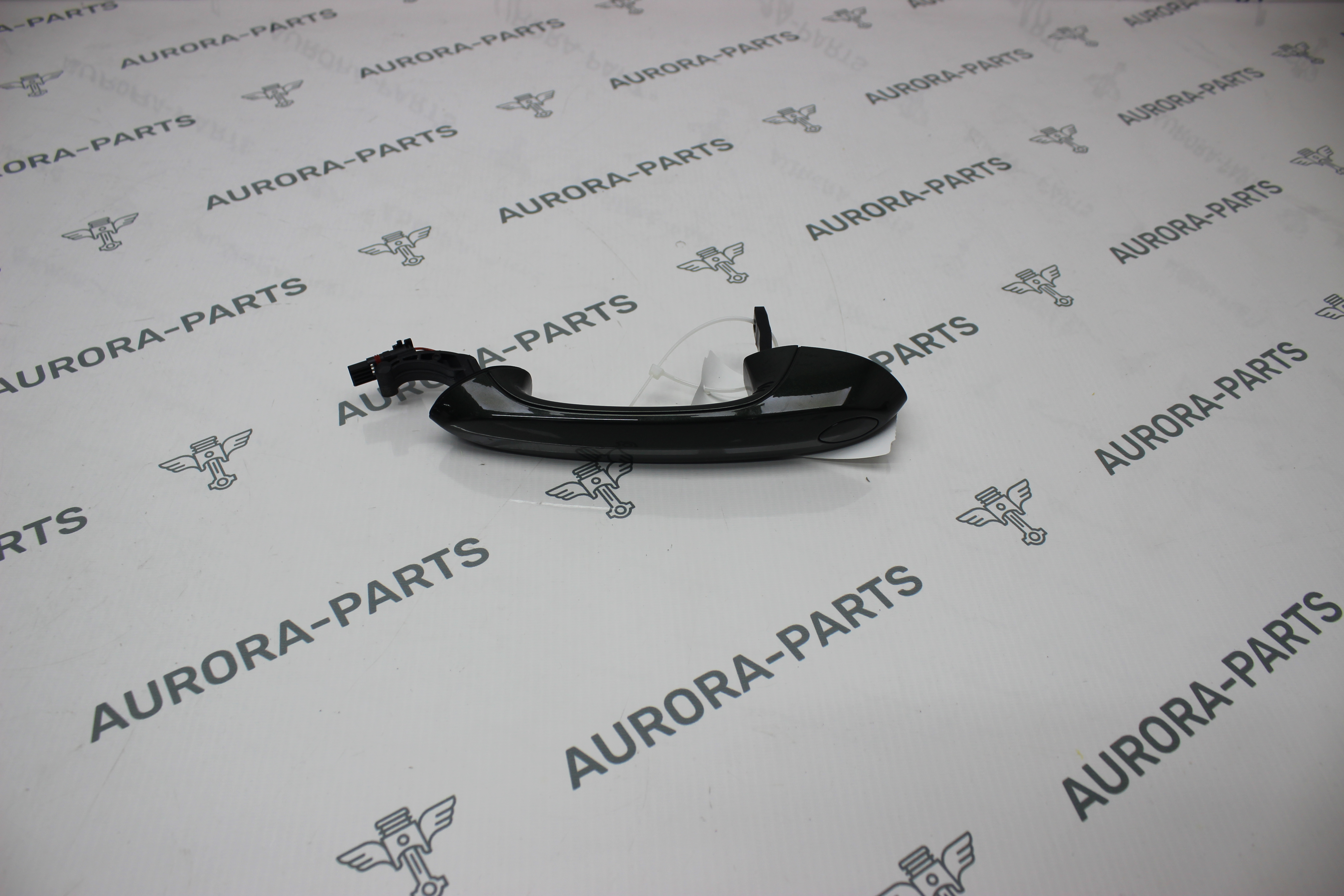 Ручка двери передняя LH (комфортный доступ) BMW X6