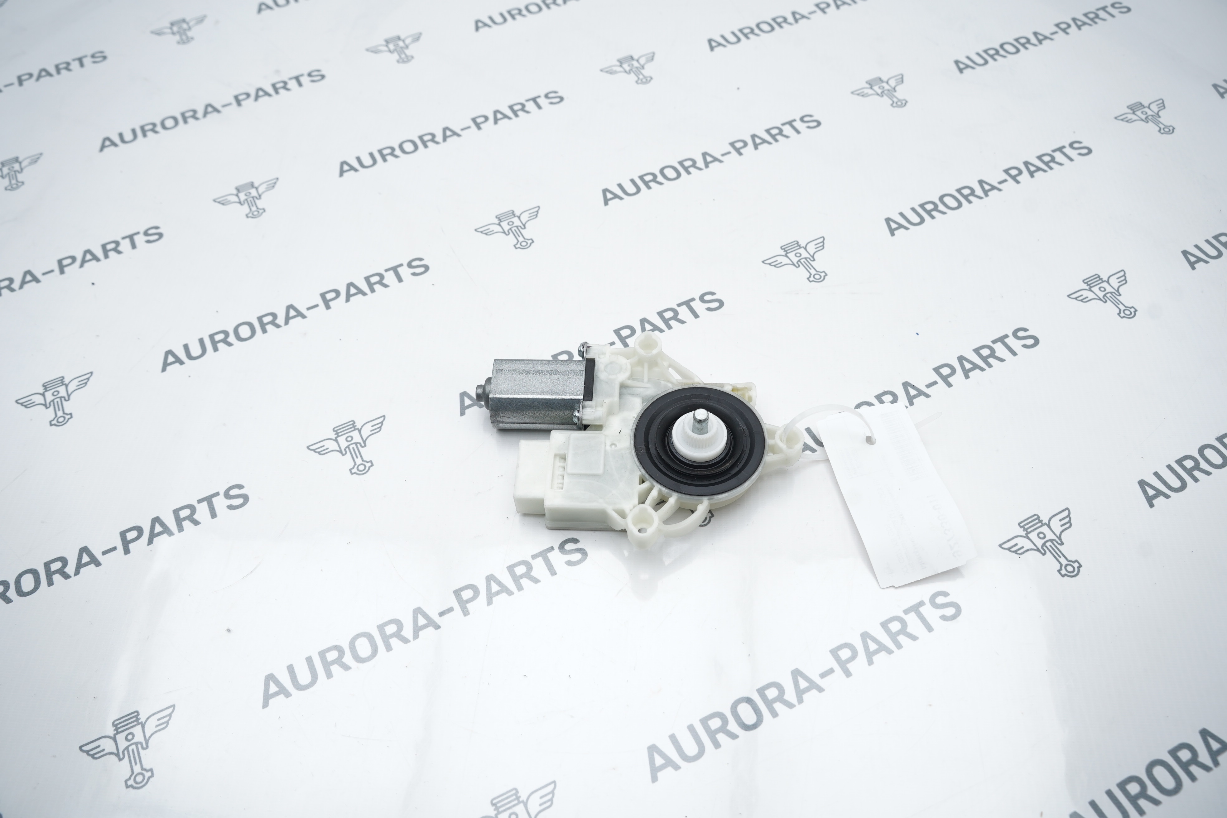 Моторчик стеклоподъёмника передней двери LH BMW X6