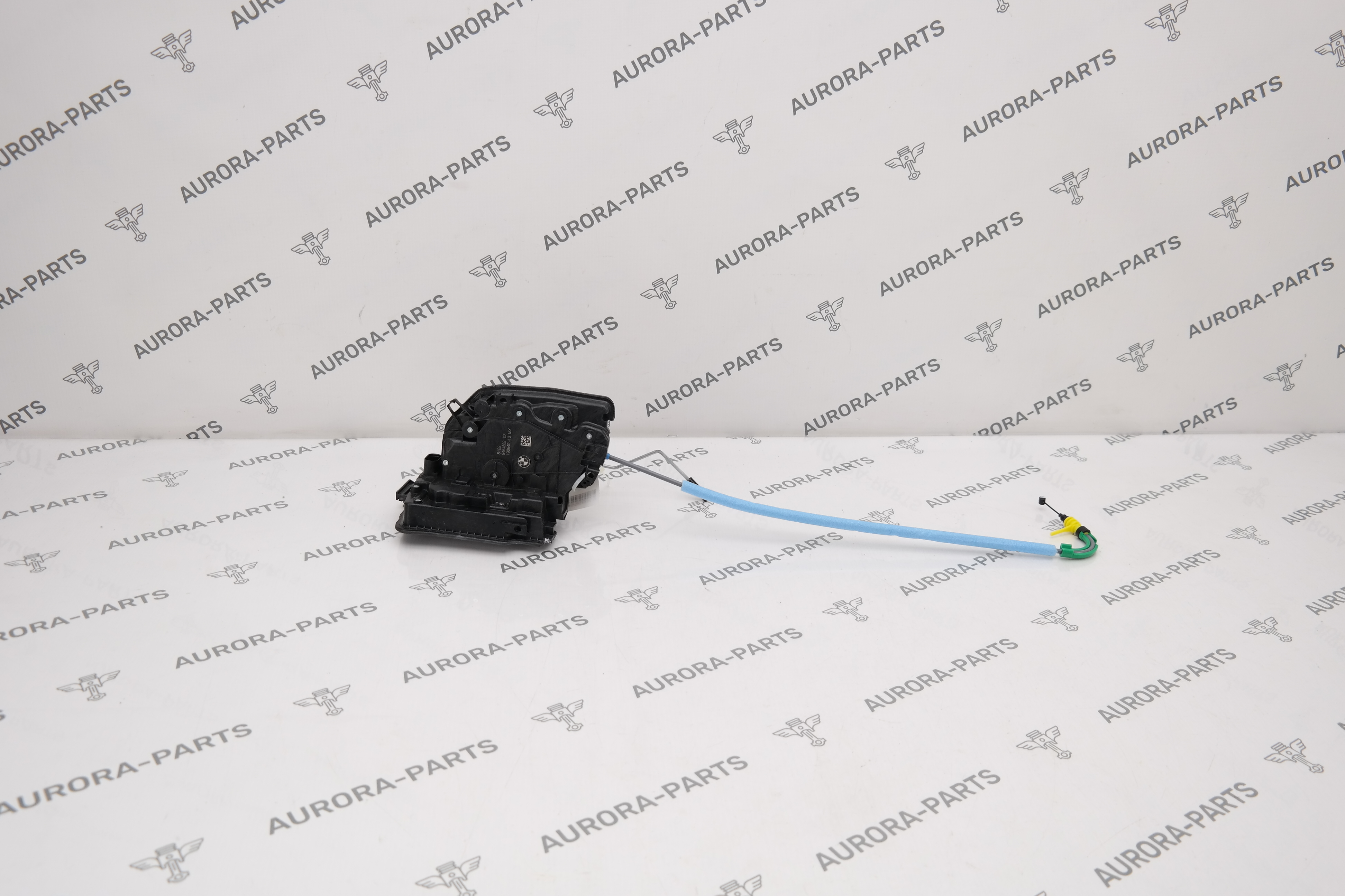 Замок задней двери RH BMW X6