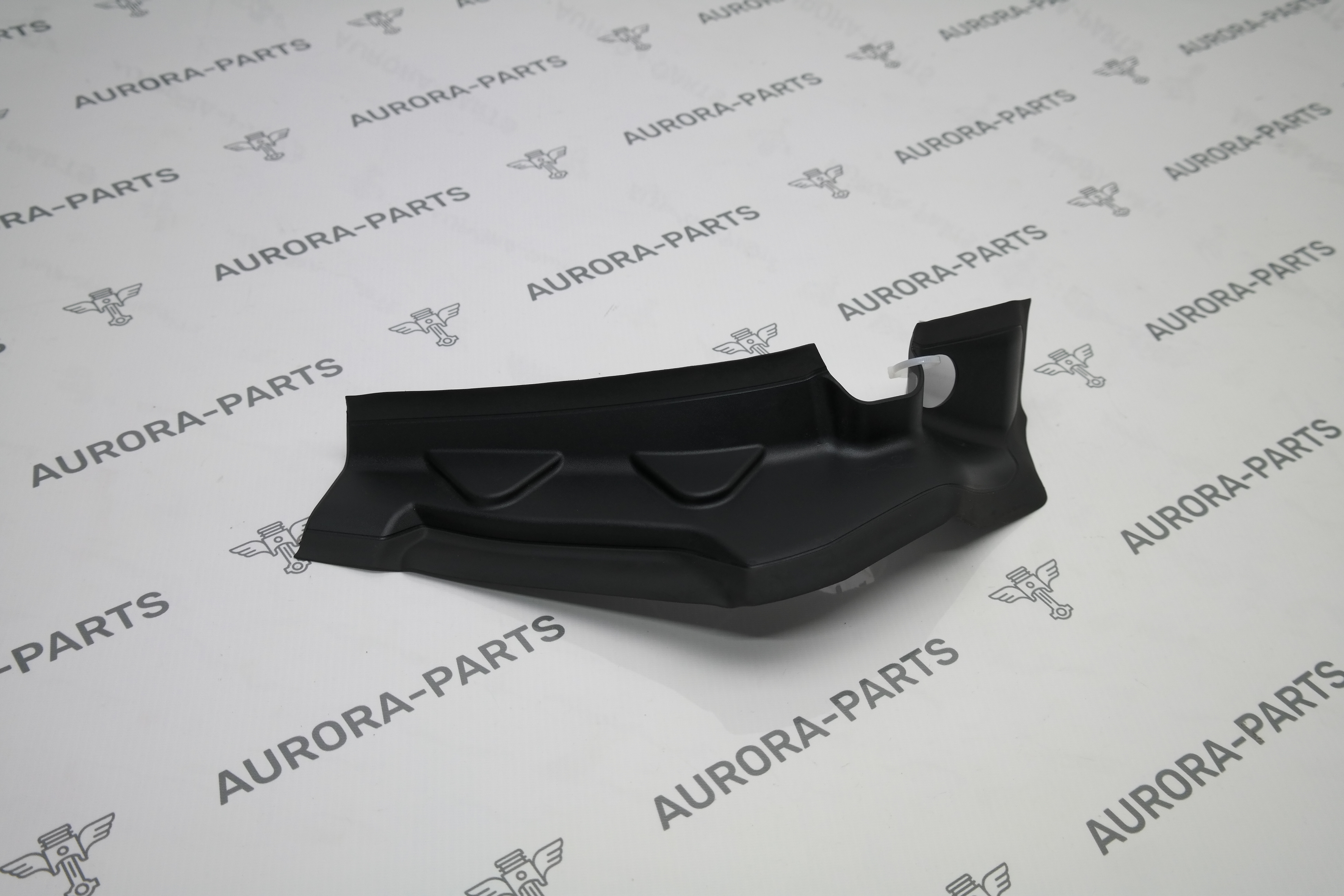 Накладка водостока RH BMW X5