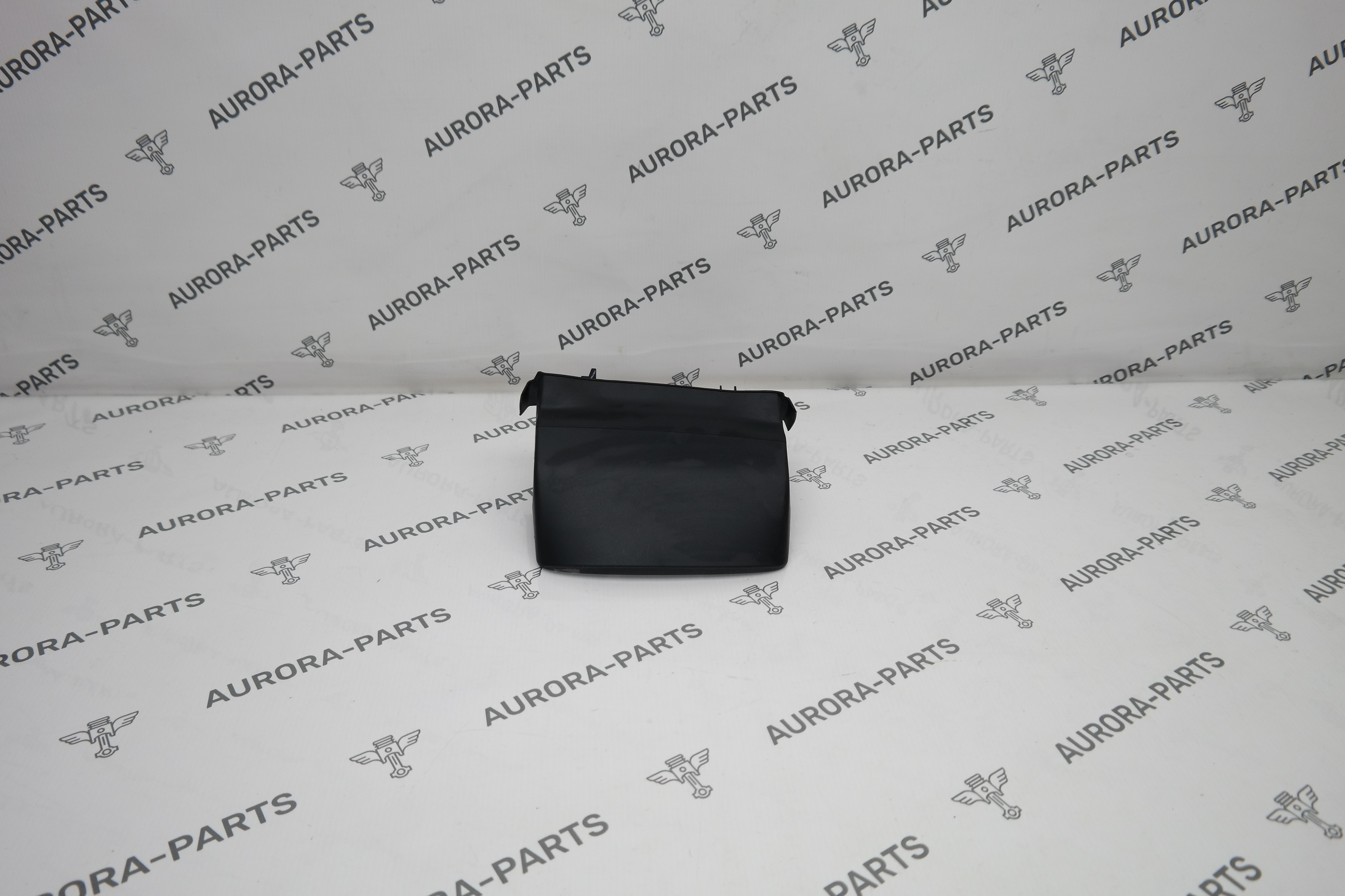 Накладка рулевой колонки нижняя BMW X5