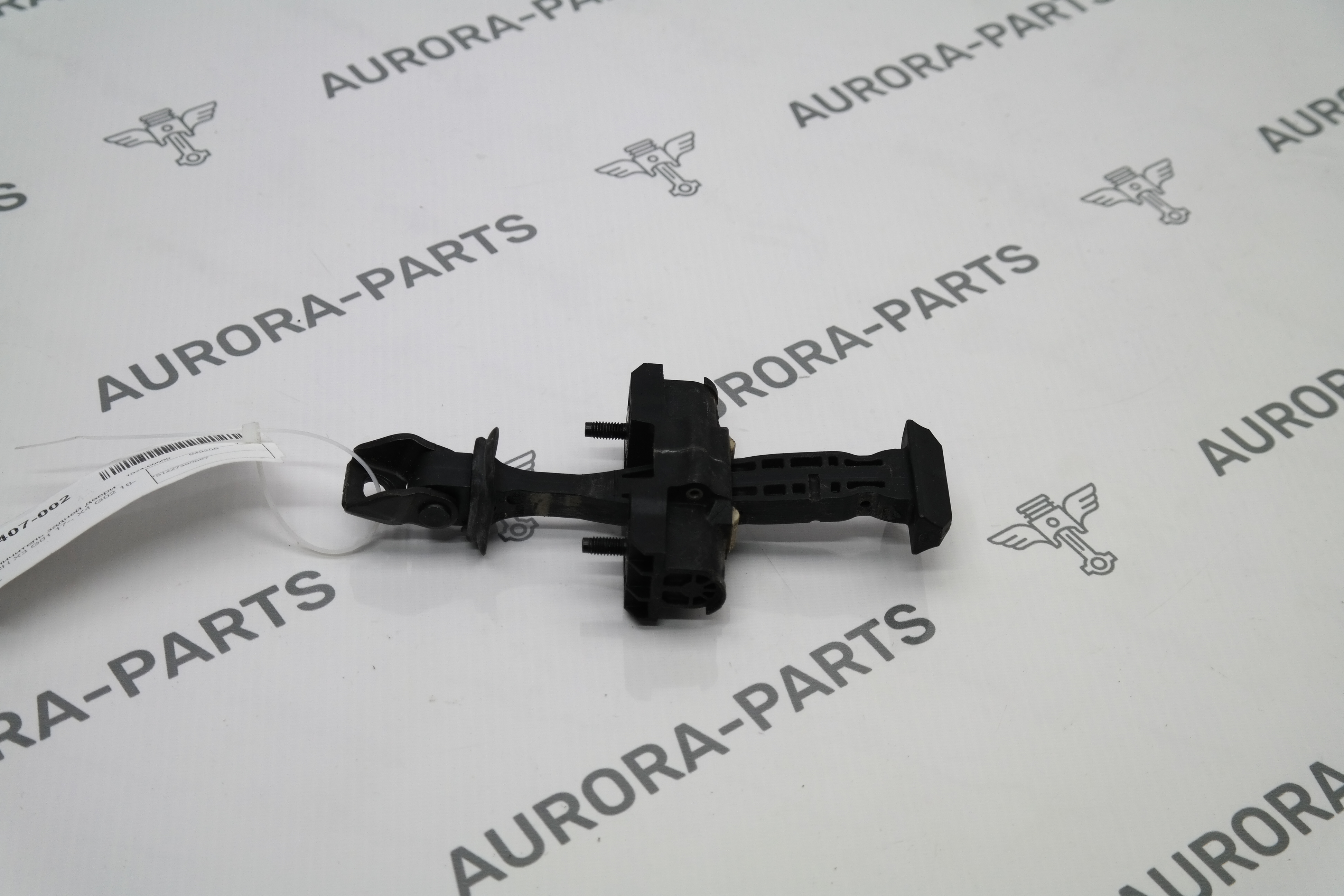 Ограничитель задней двери LH=RH BMW X3