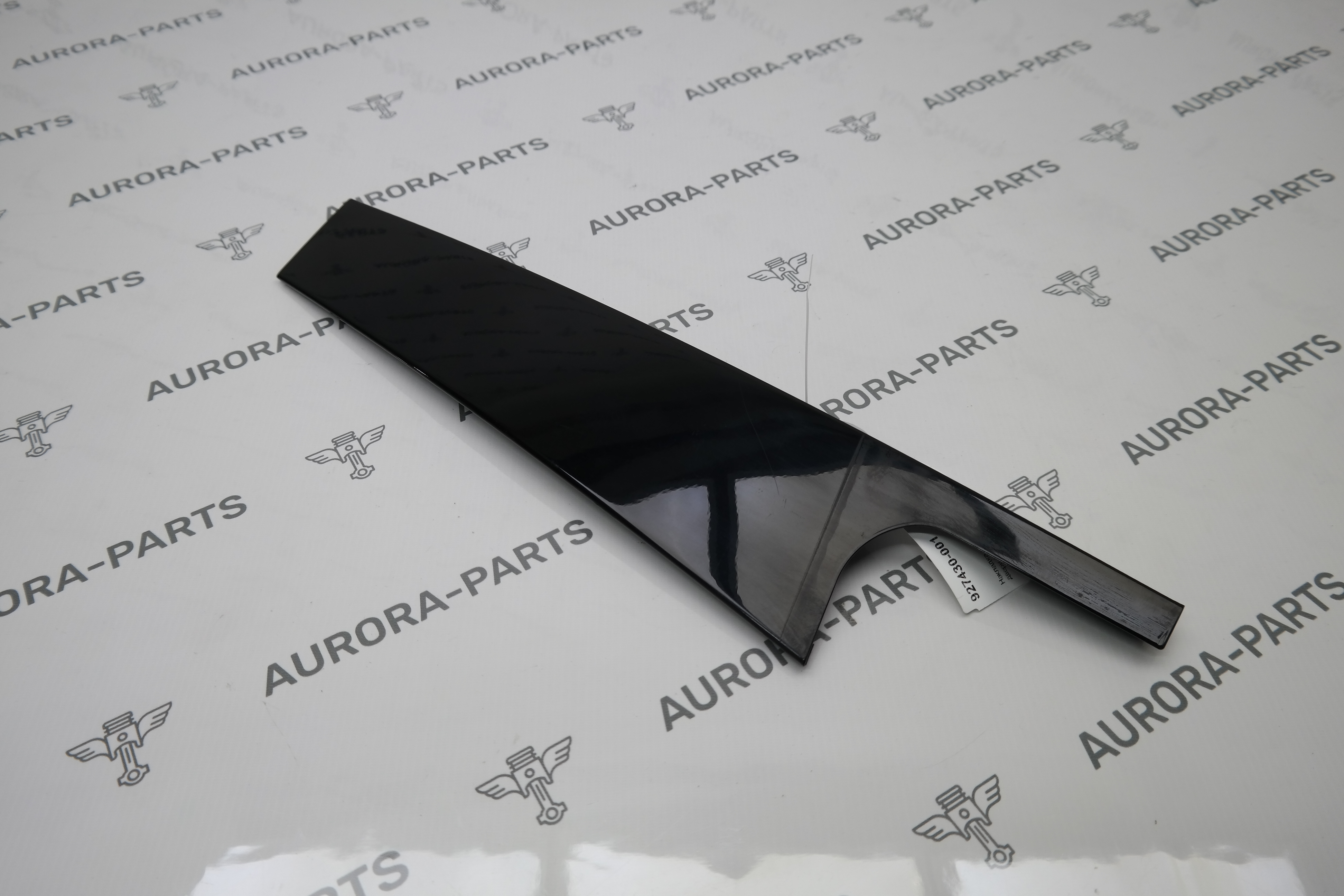 Накладка декоративная задней двери (стойки B) LH BMW X4