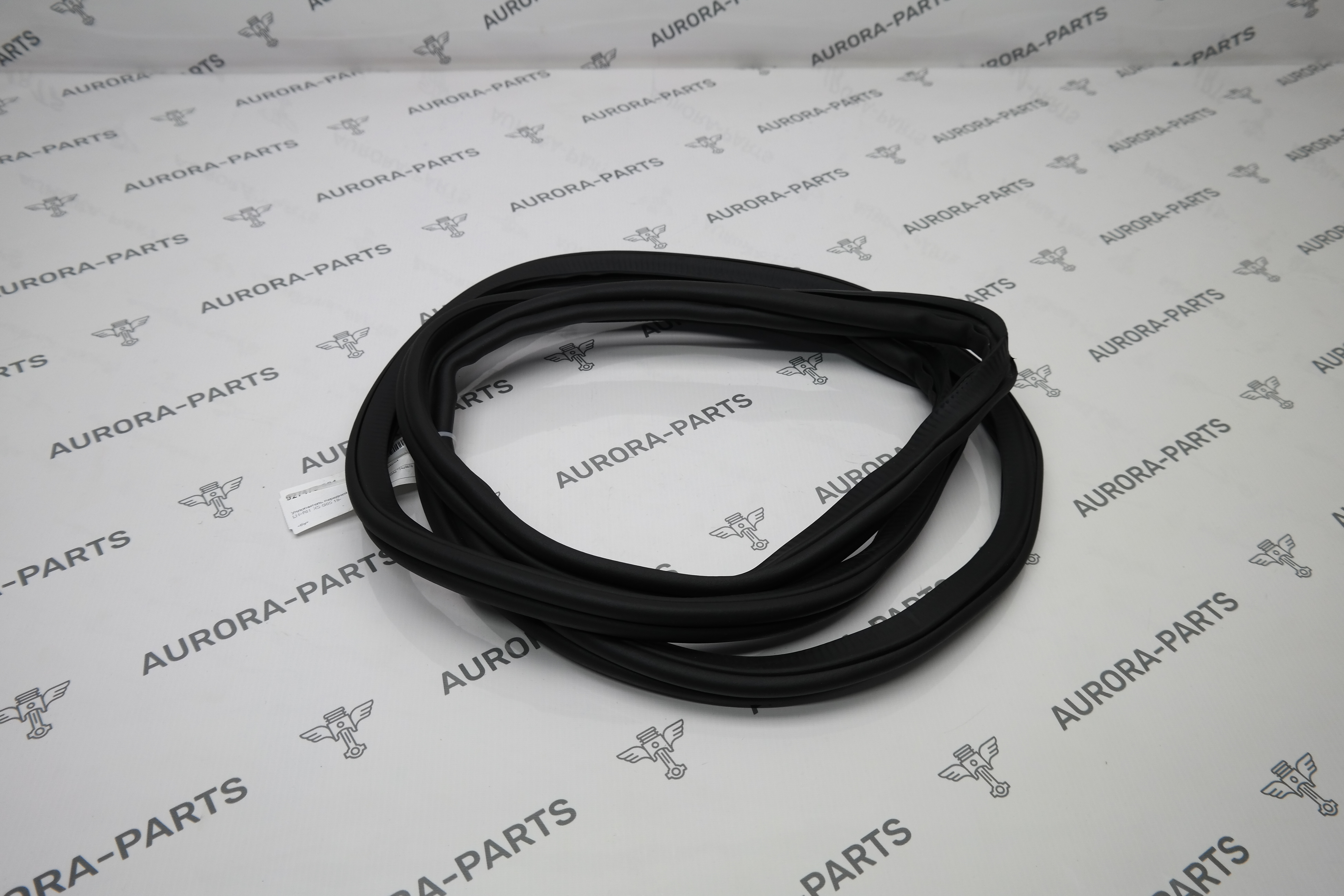 Уплотнитель передней двери LH=RH BMW X5