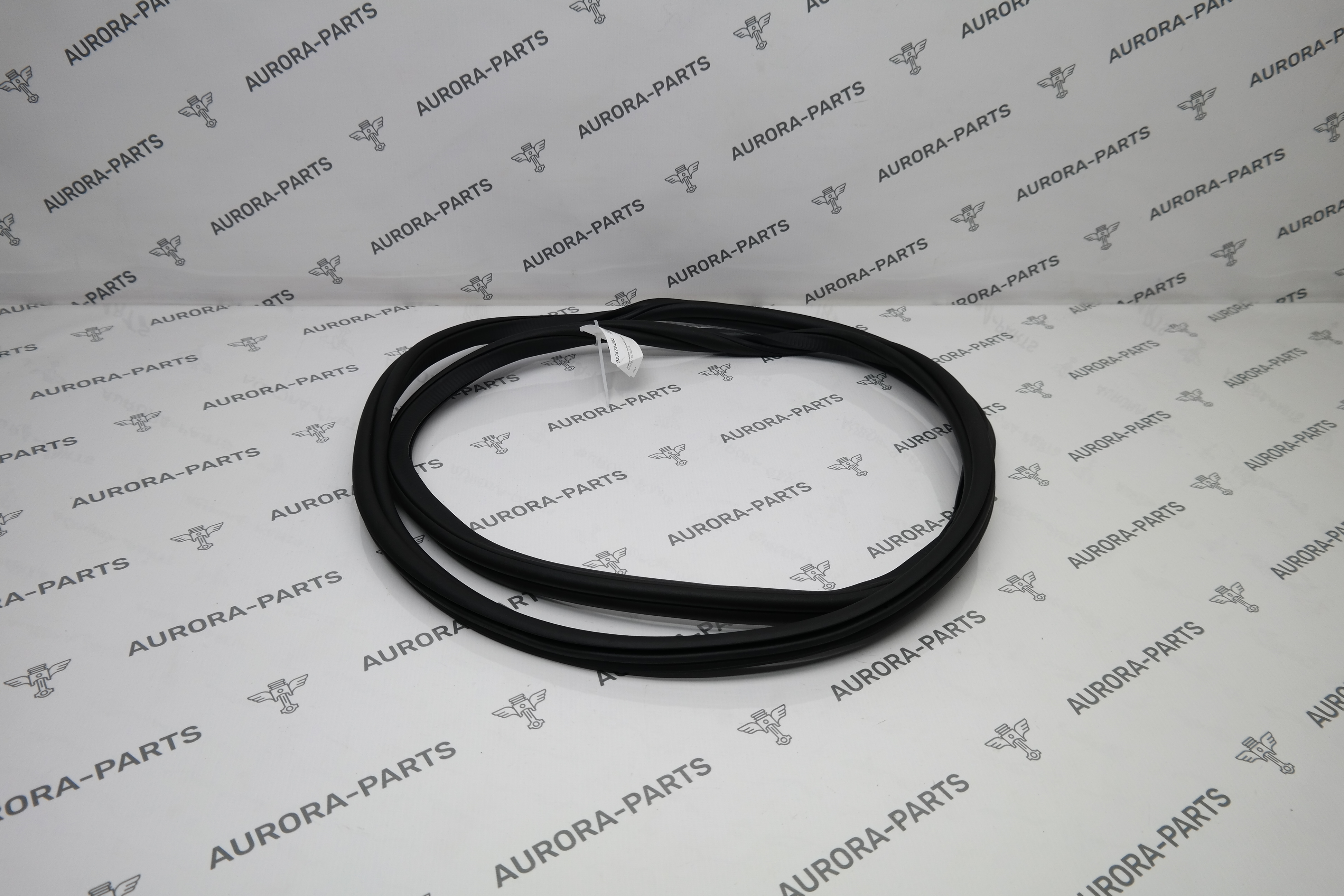 Уплотнитель передней двери LH=RH BMW X5