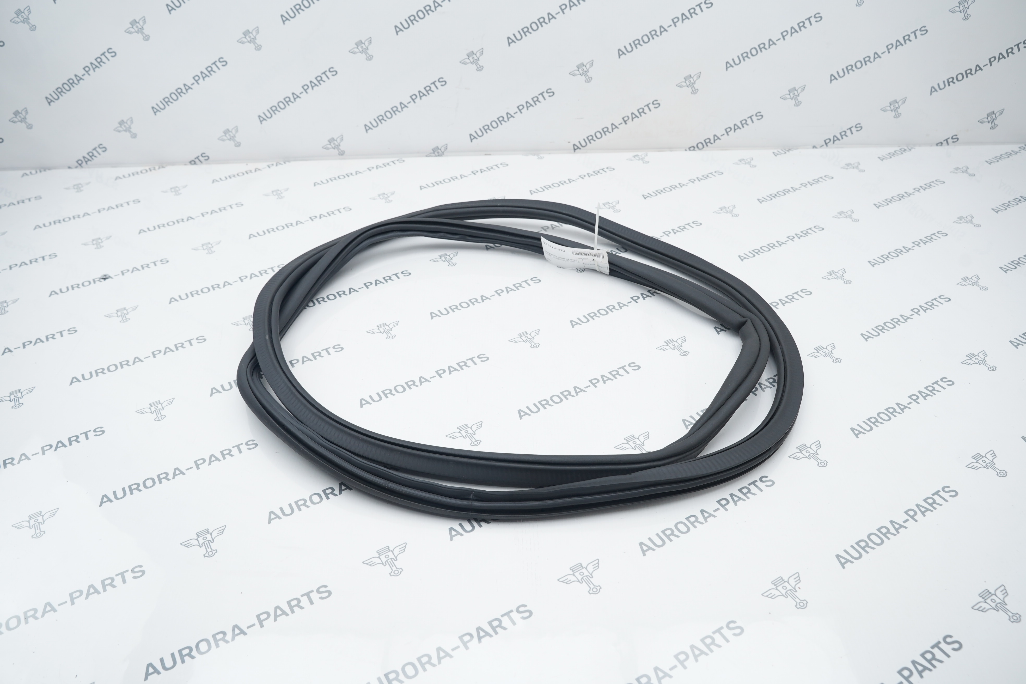 Уплотнитель передней двери LH=RH BMW X5