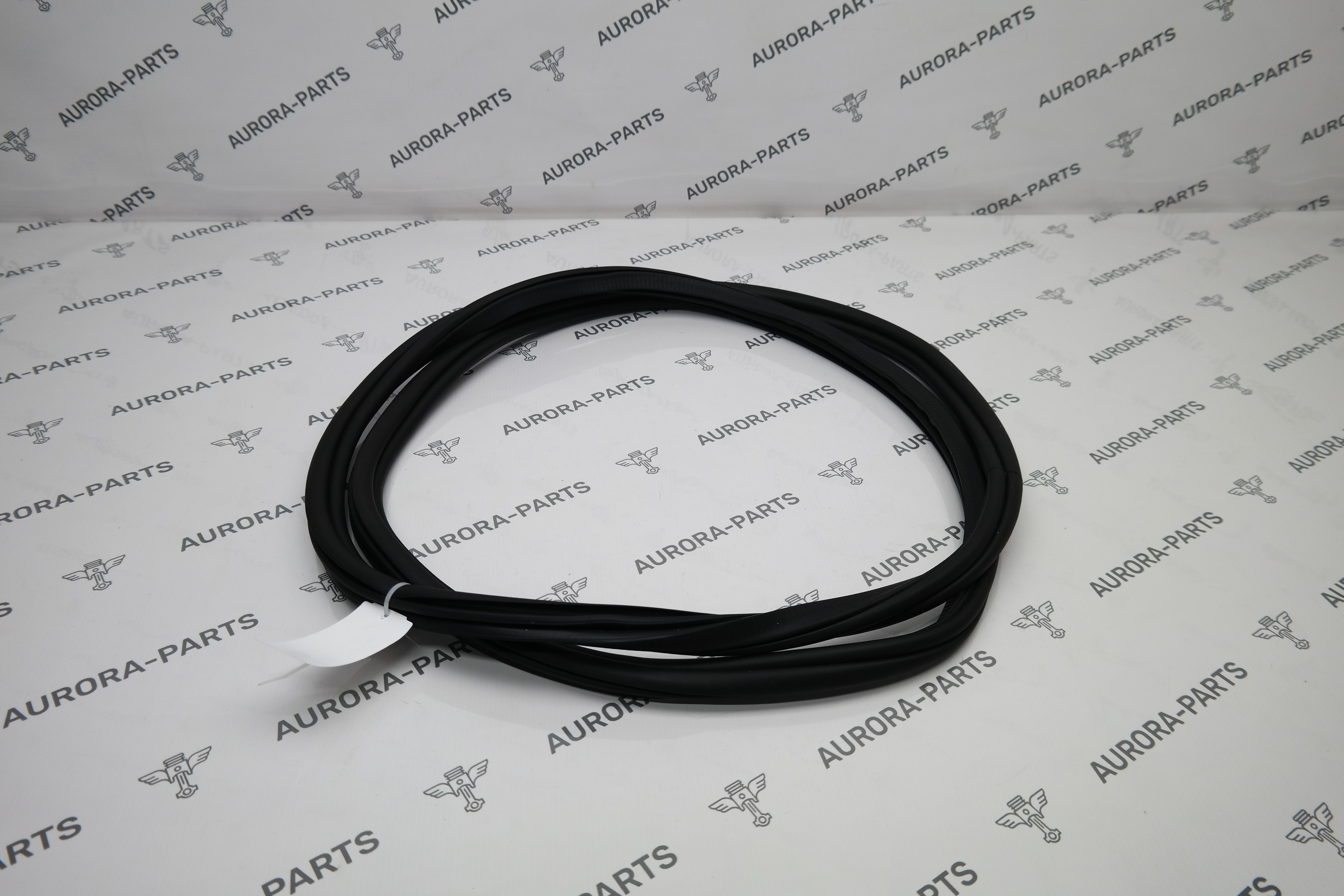 Уплотнитель задней двери LH=RH BMW X5