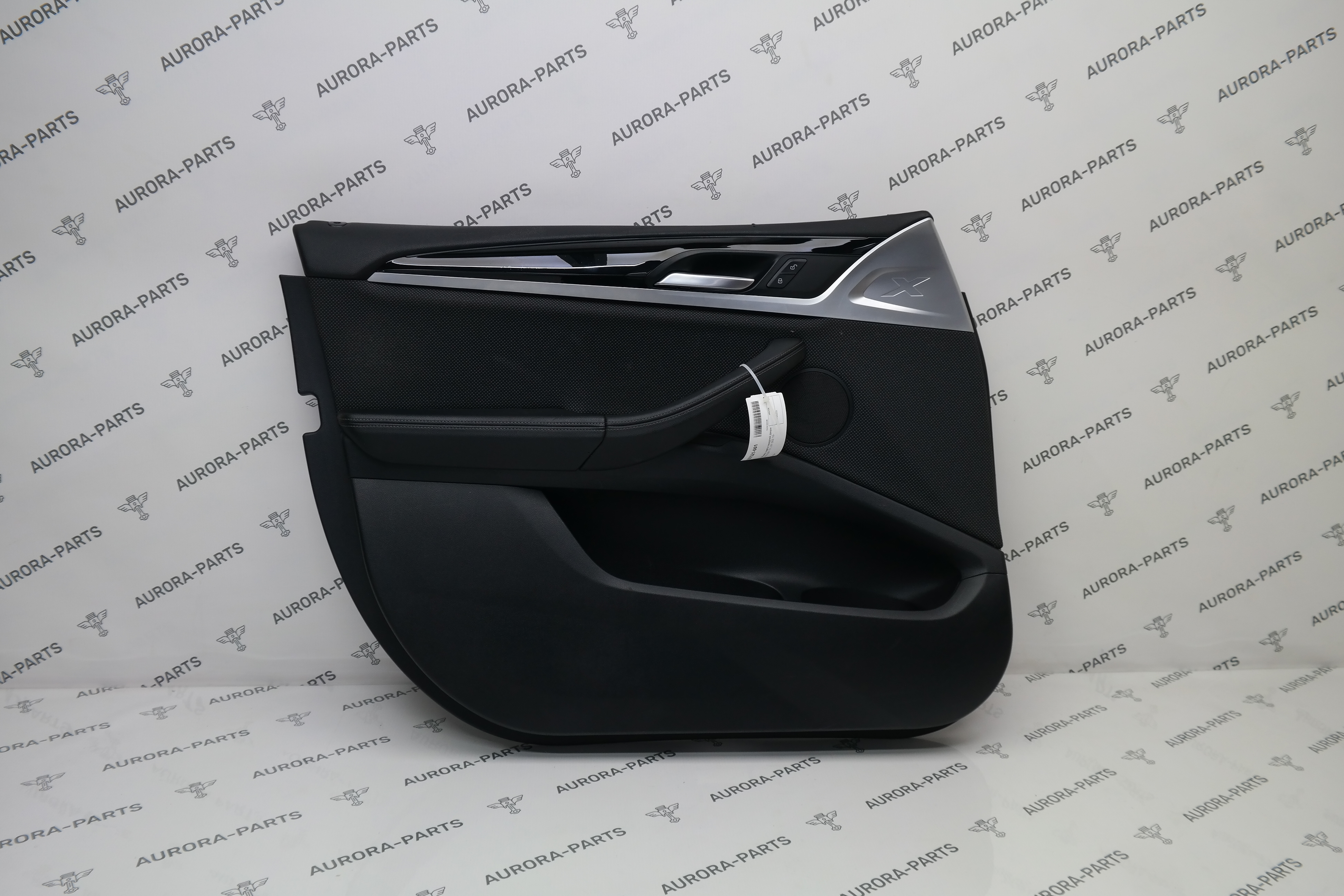 Обшивка, карта передней двери LH BMW X4