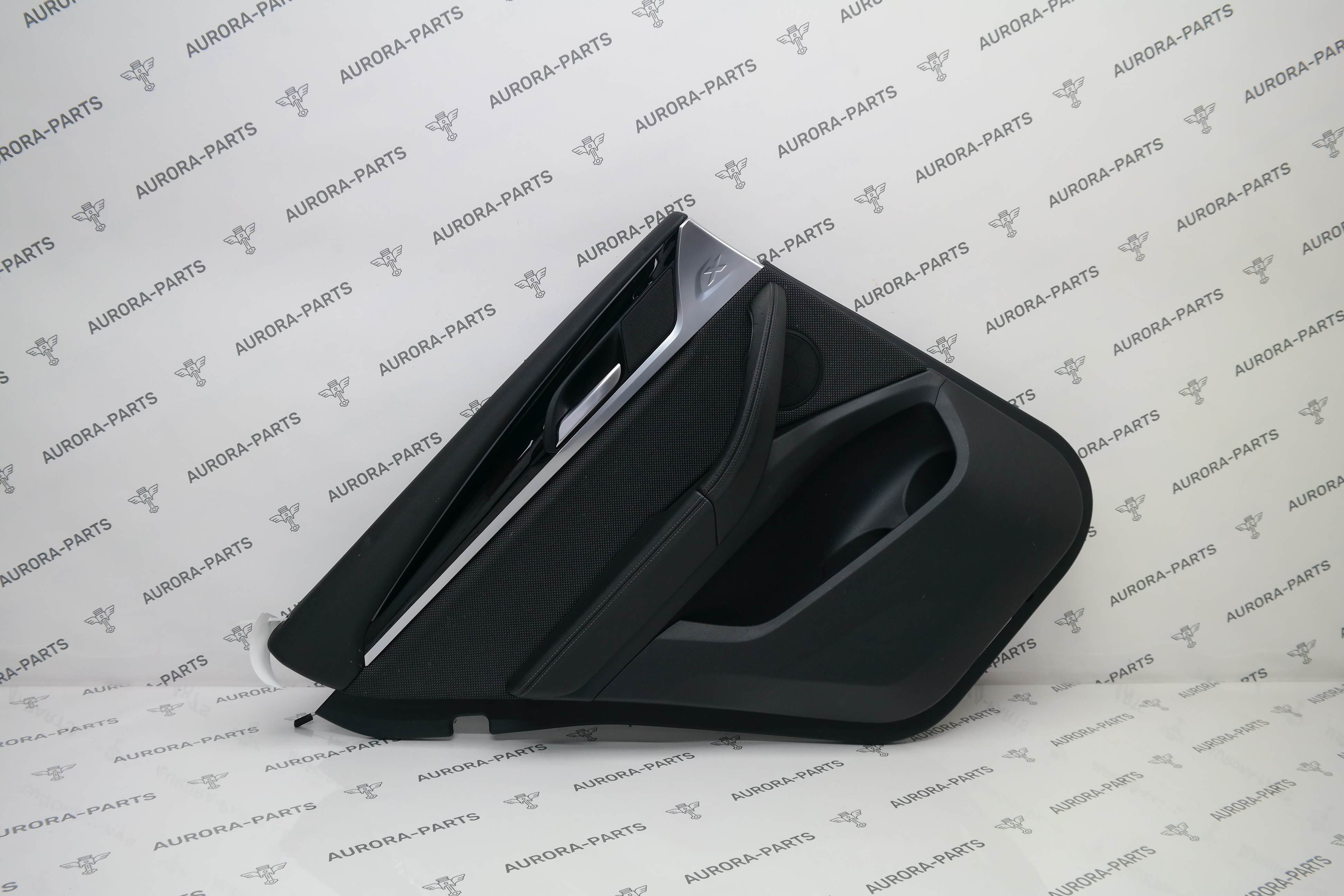 Обшивка, карта задней двери LH BMW X4