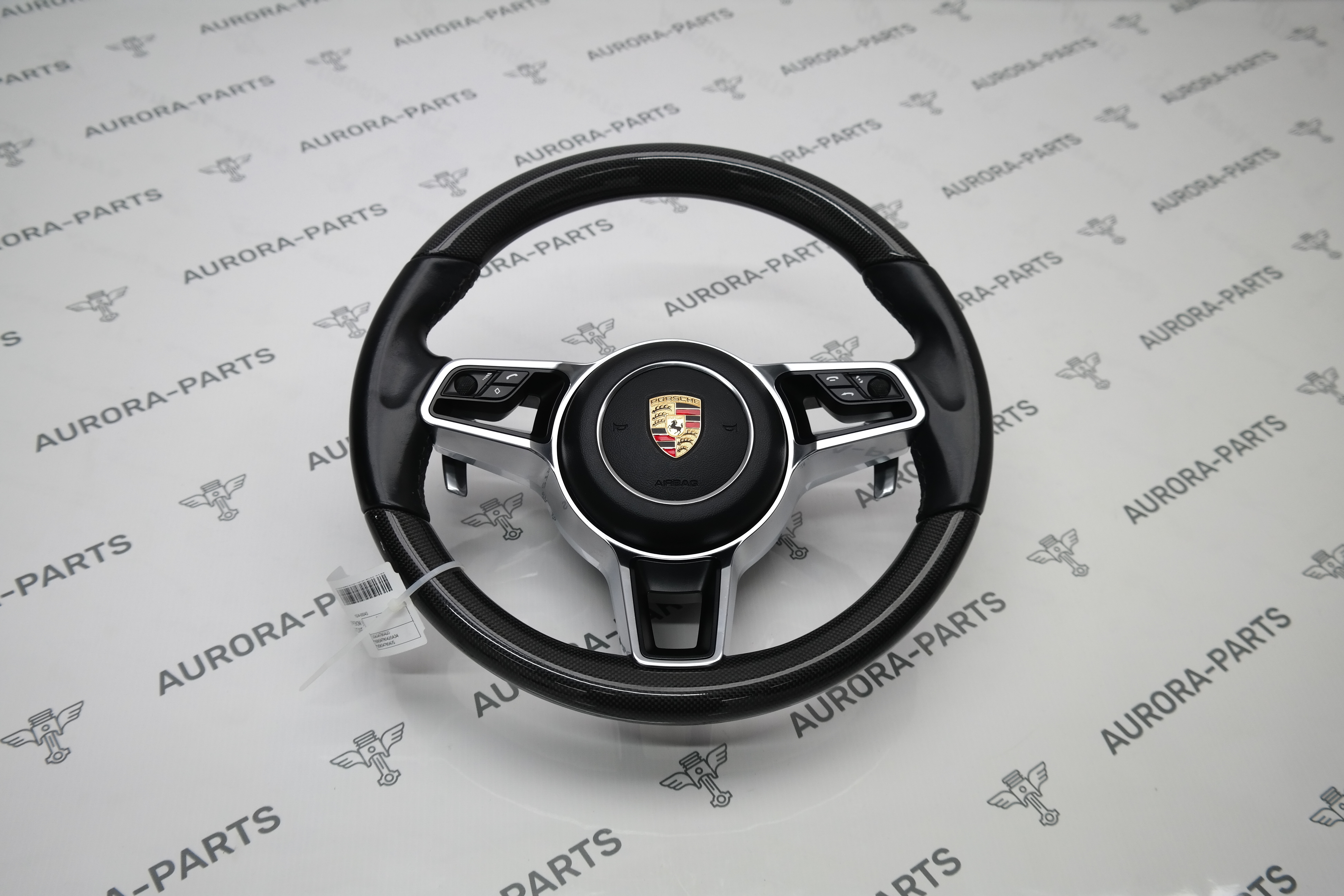 Руль карбон  в сборе с подушкой Porsche Cayenne