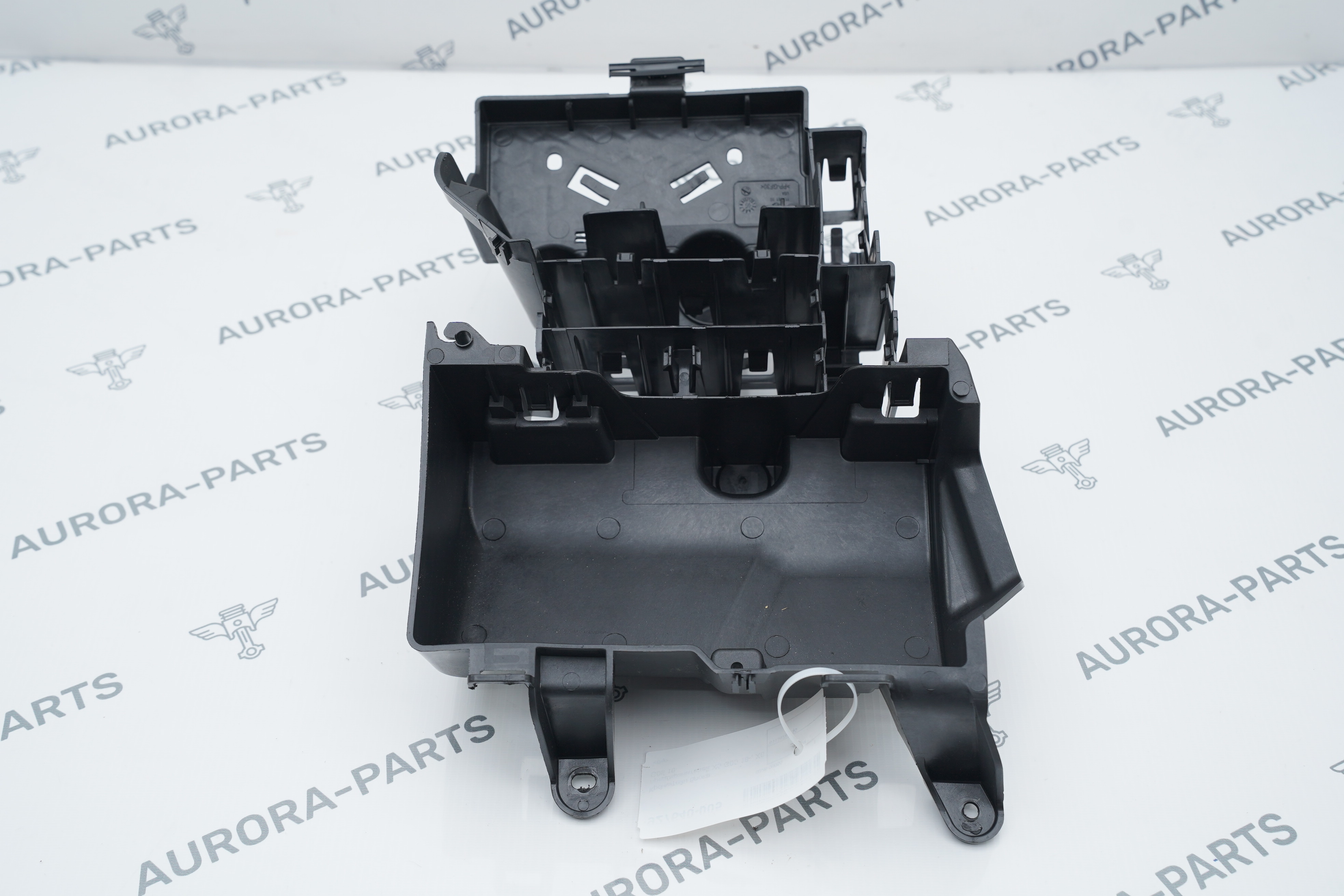 Кронштейн блока предохранителей BMW X5