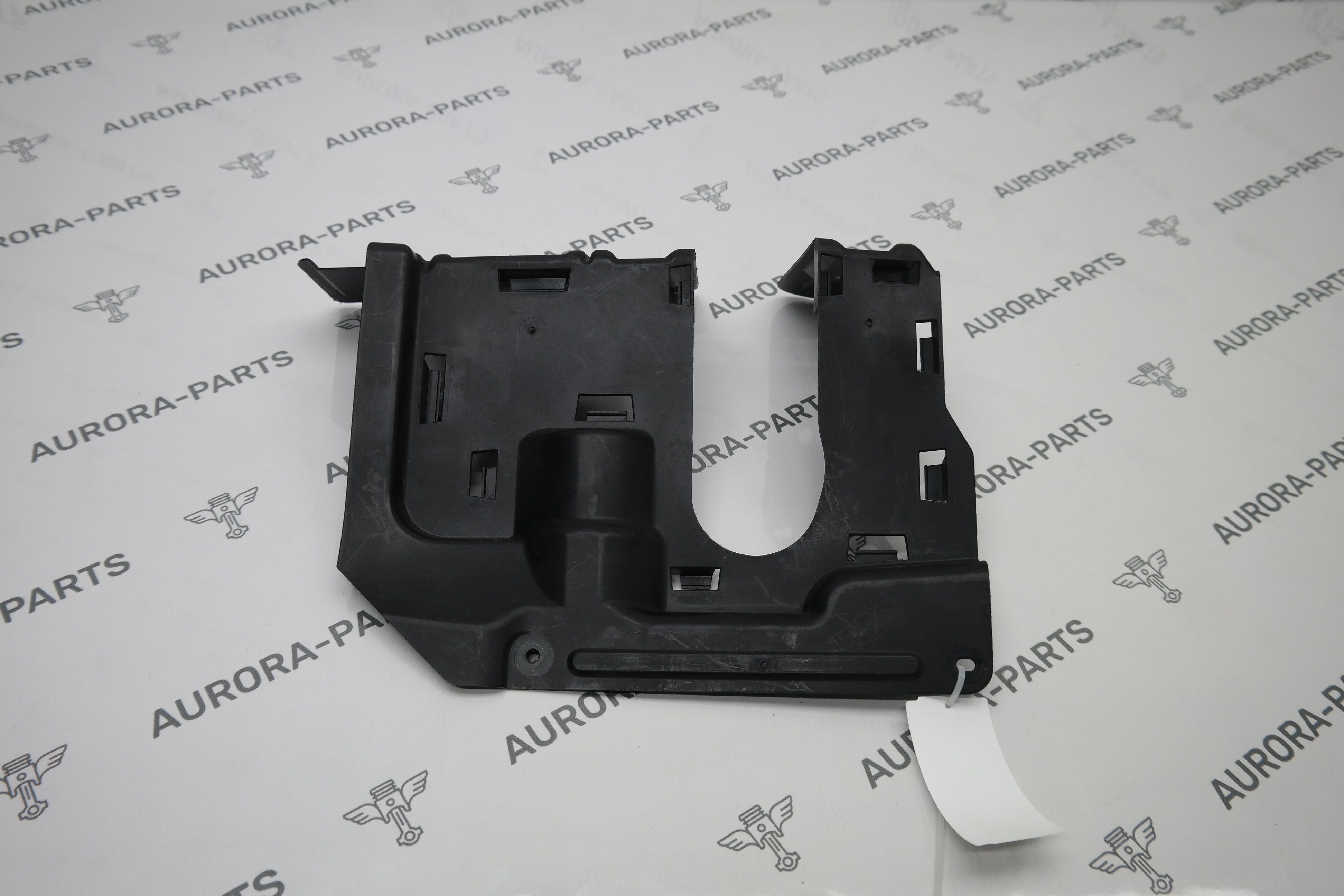 Кожух рулевой рейки LH BMW X5