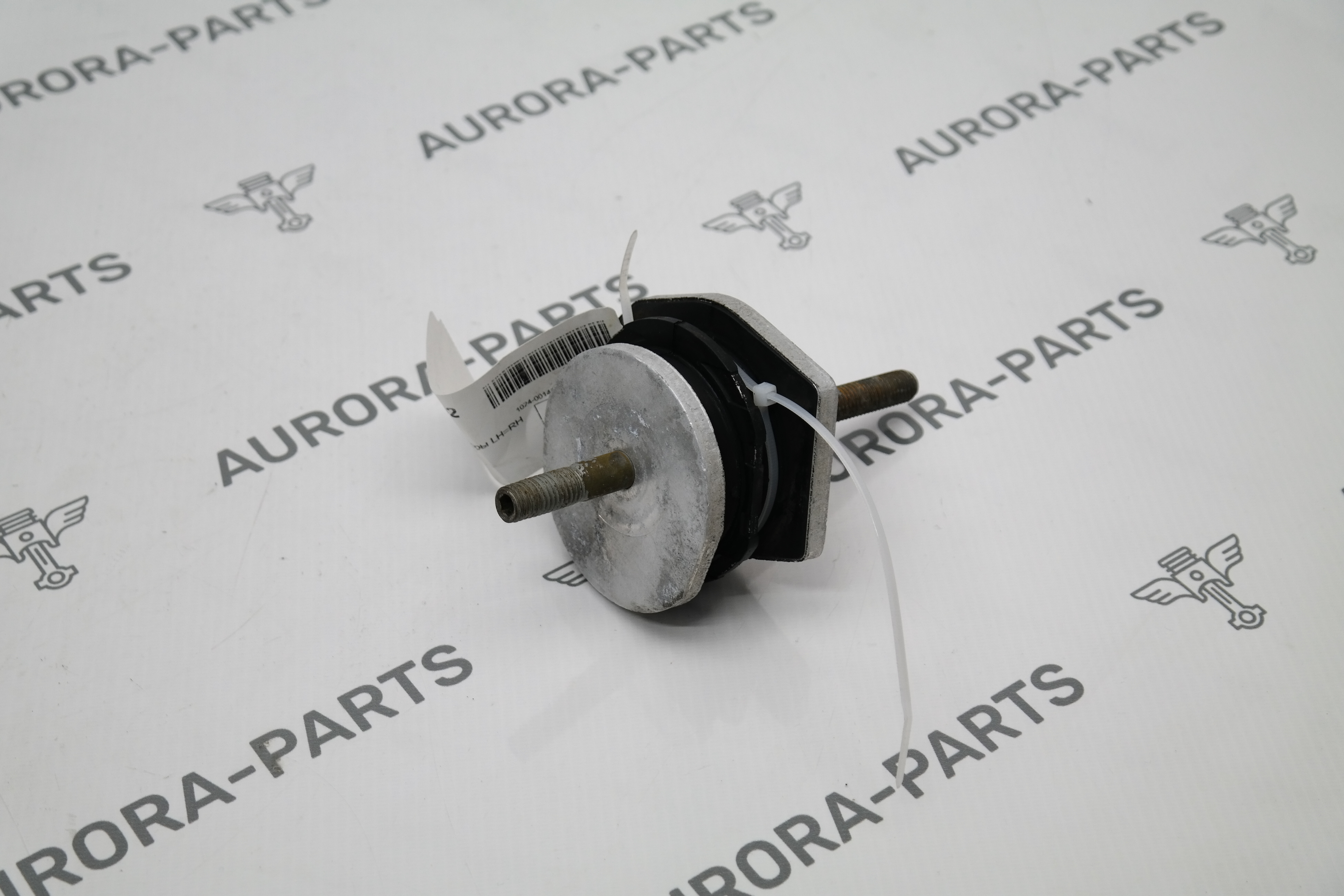 Опора задней рессоры LH=RH Volvo XC60