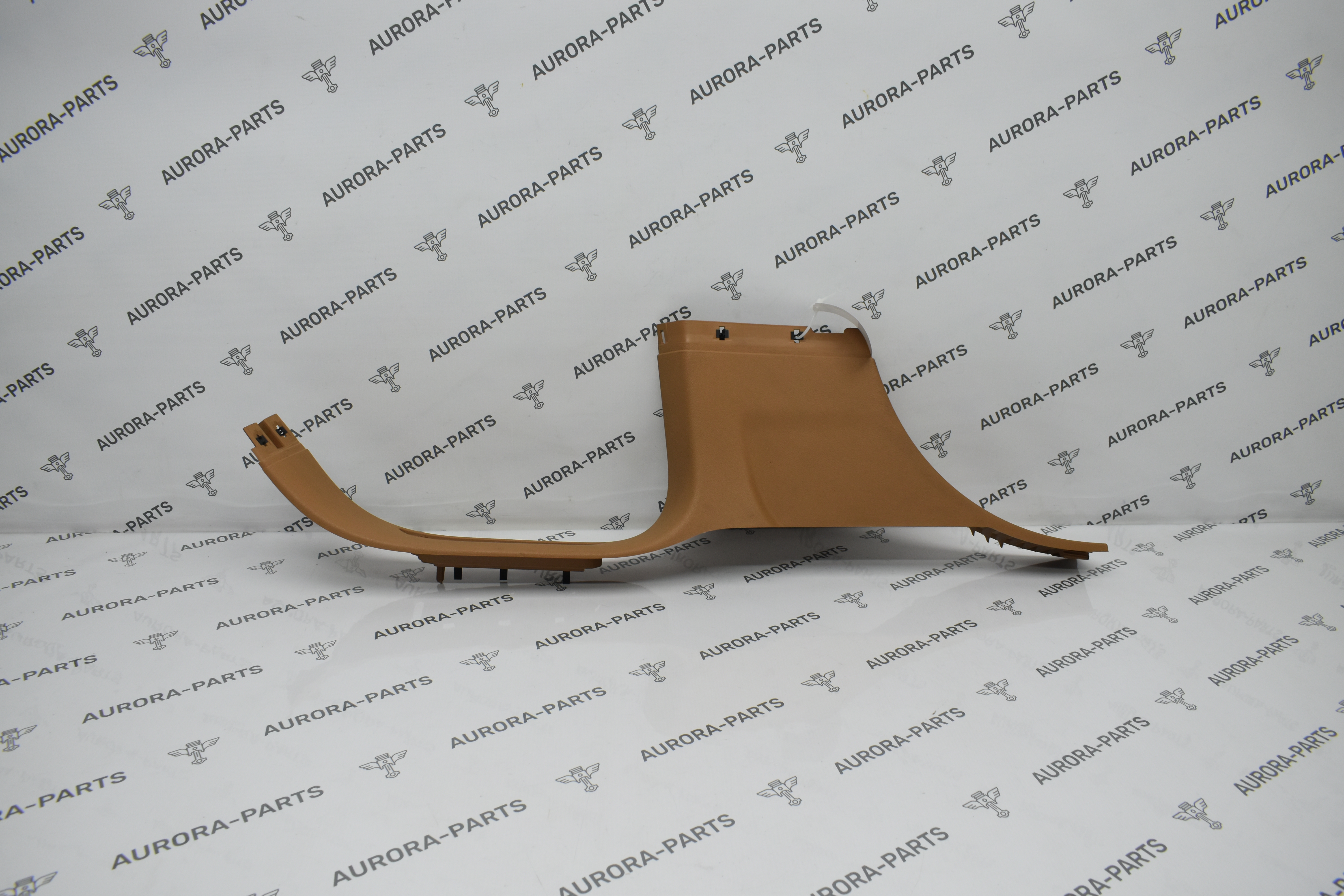 Накладка порога внутренняя задняя LH Porsche Cayenne