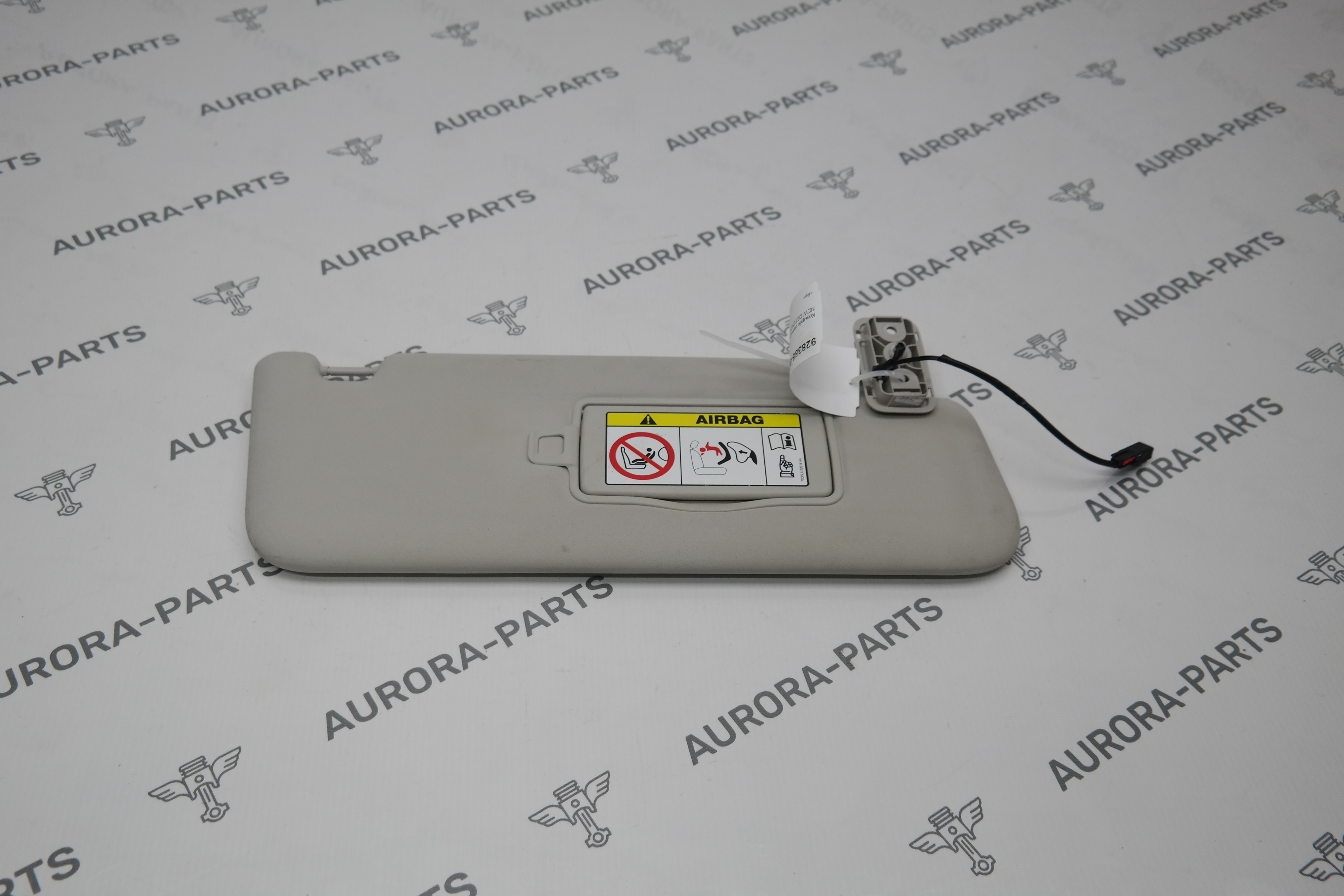 Козырек солнцезащитный RН Land Rover Defender