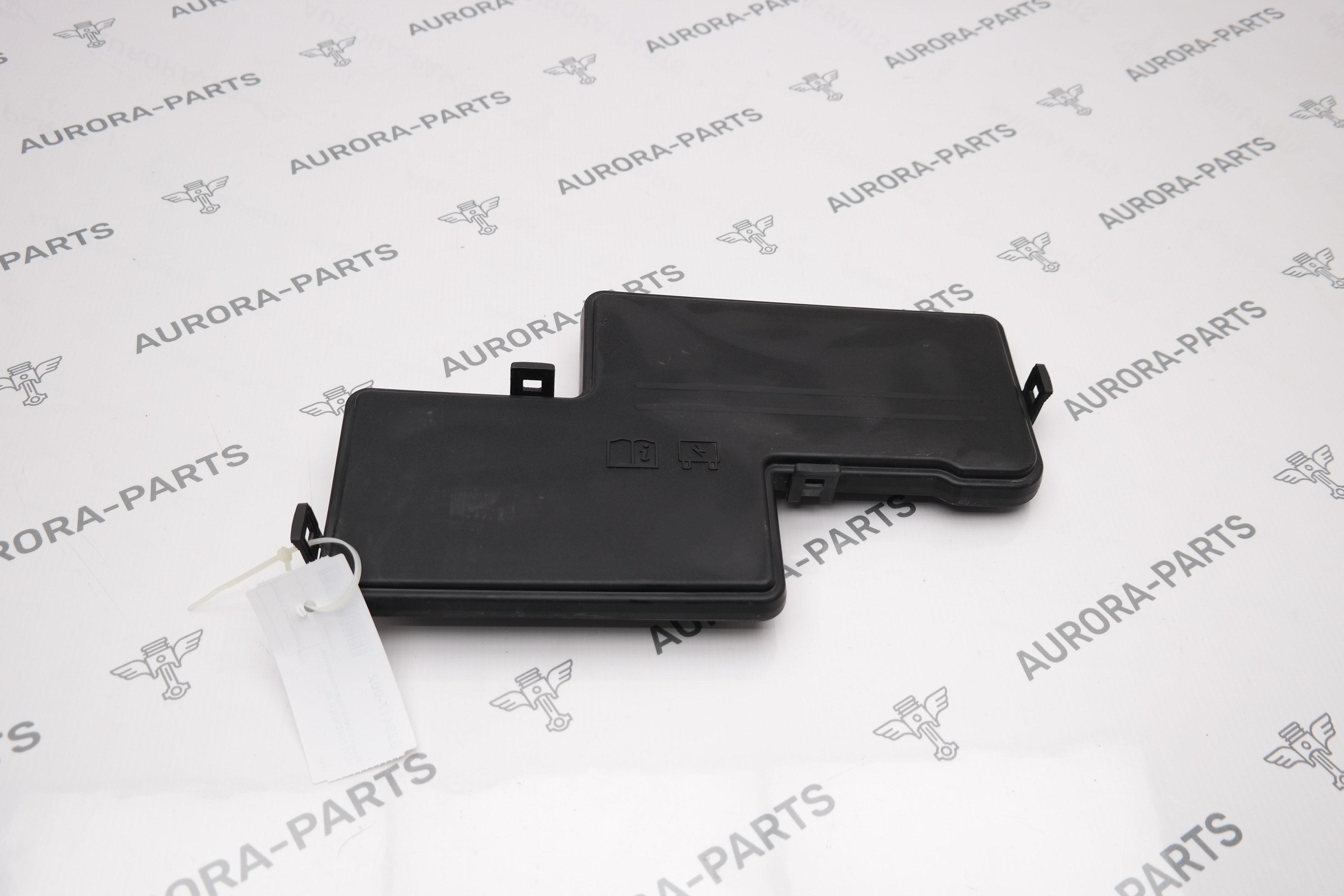 Крышка блока предохранителей Land Rover Defender