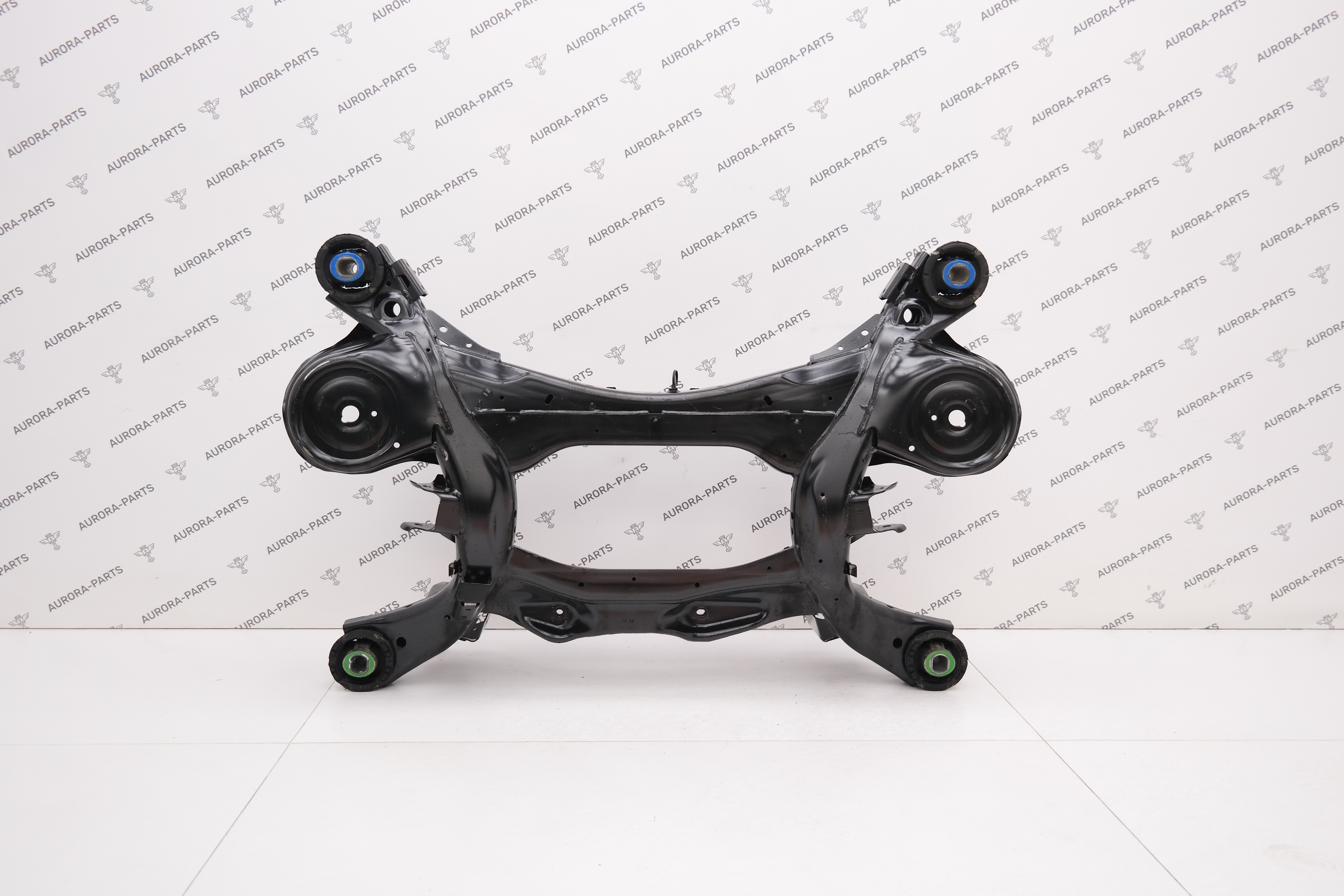 Подрамник задний Land Rover Defender