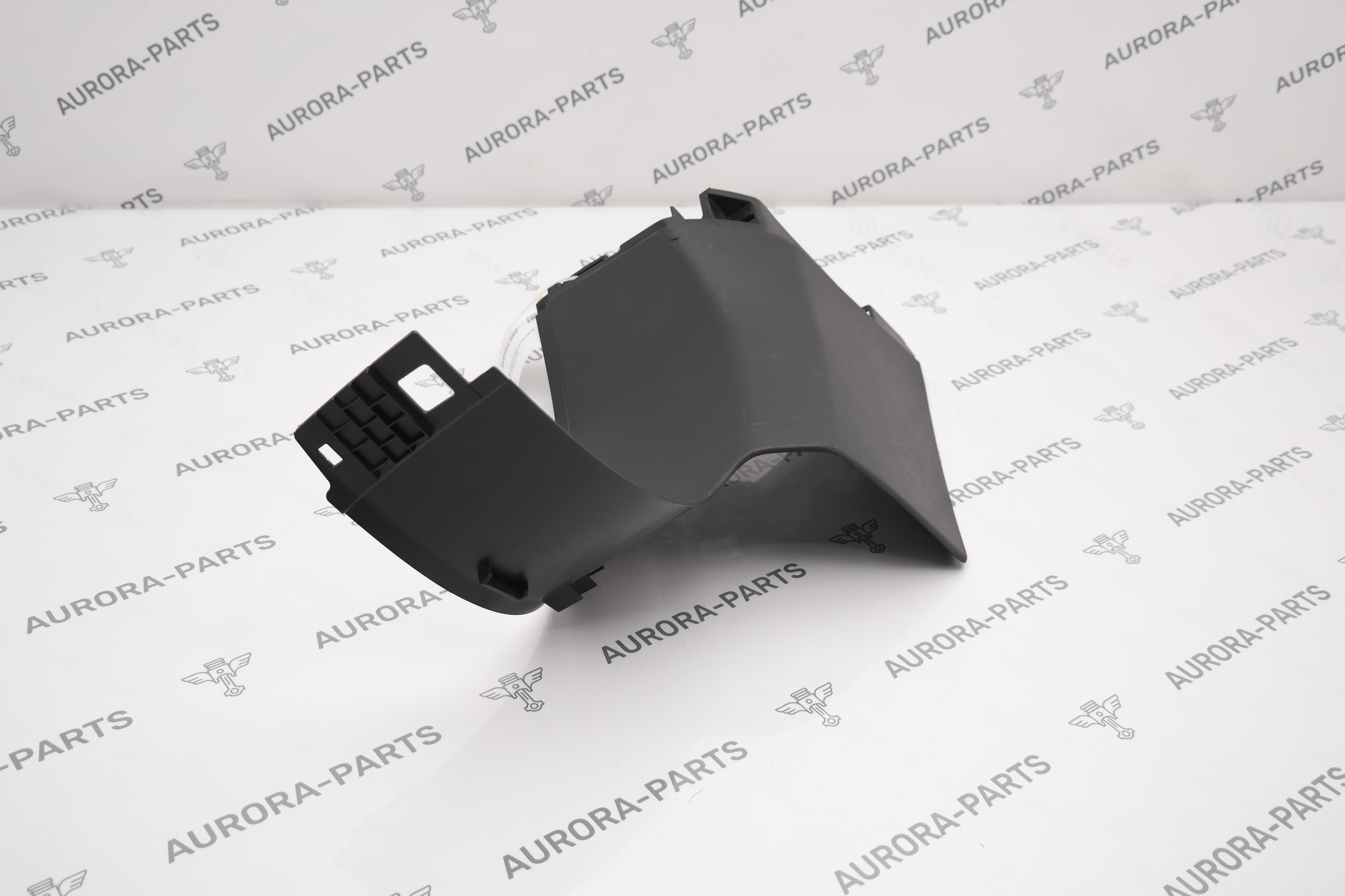 Обшивка стойки D RН Land Rover Defender