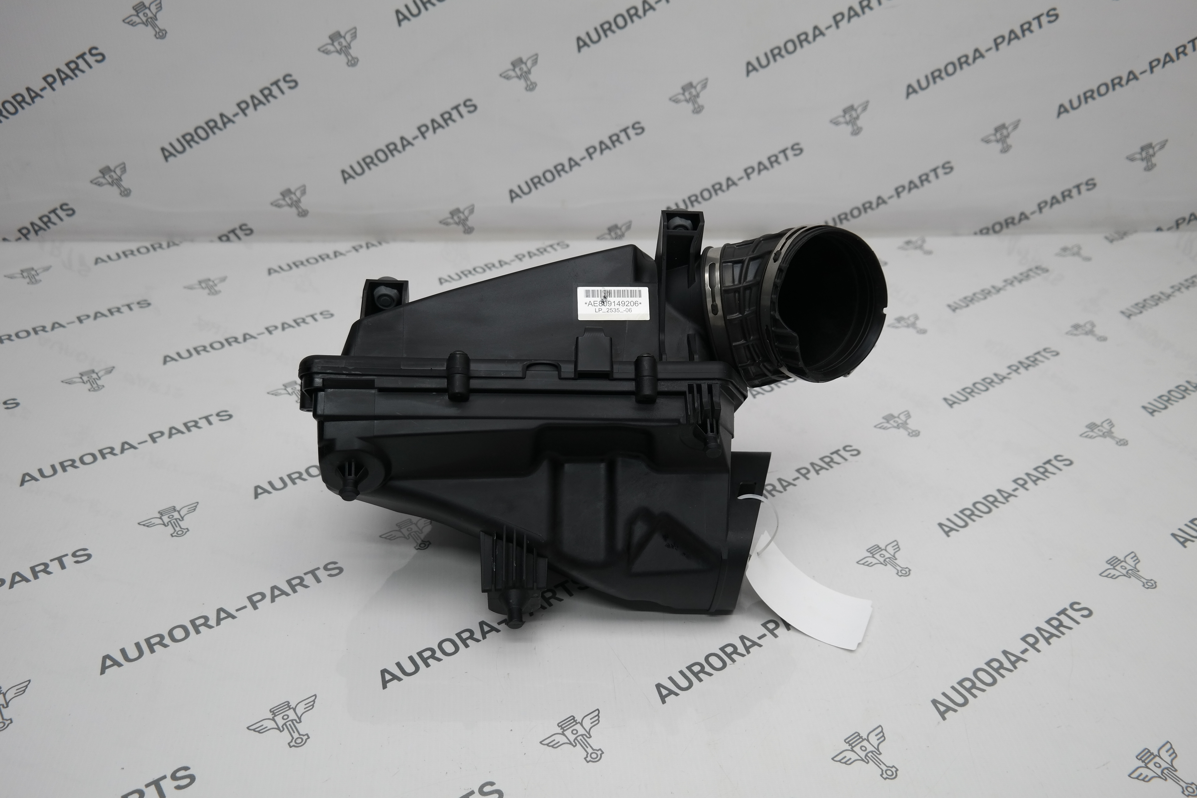 Корпус воздушного фильтра LH BMW X5