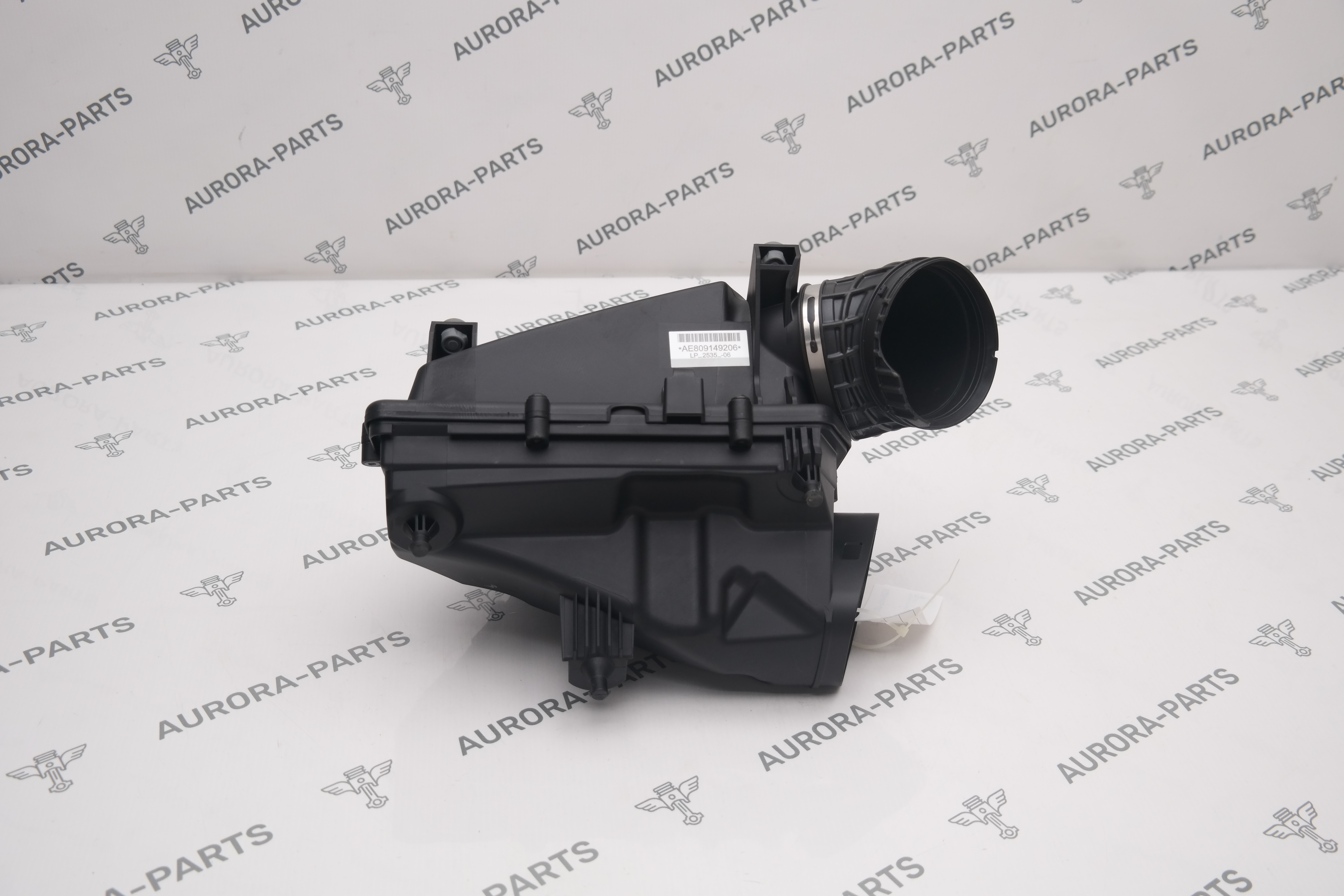 Корпус воздушного фильтра LH BMW X5