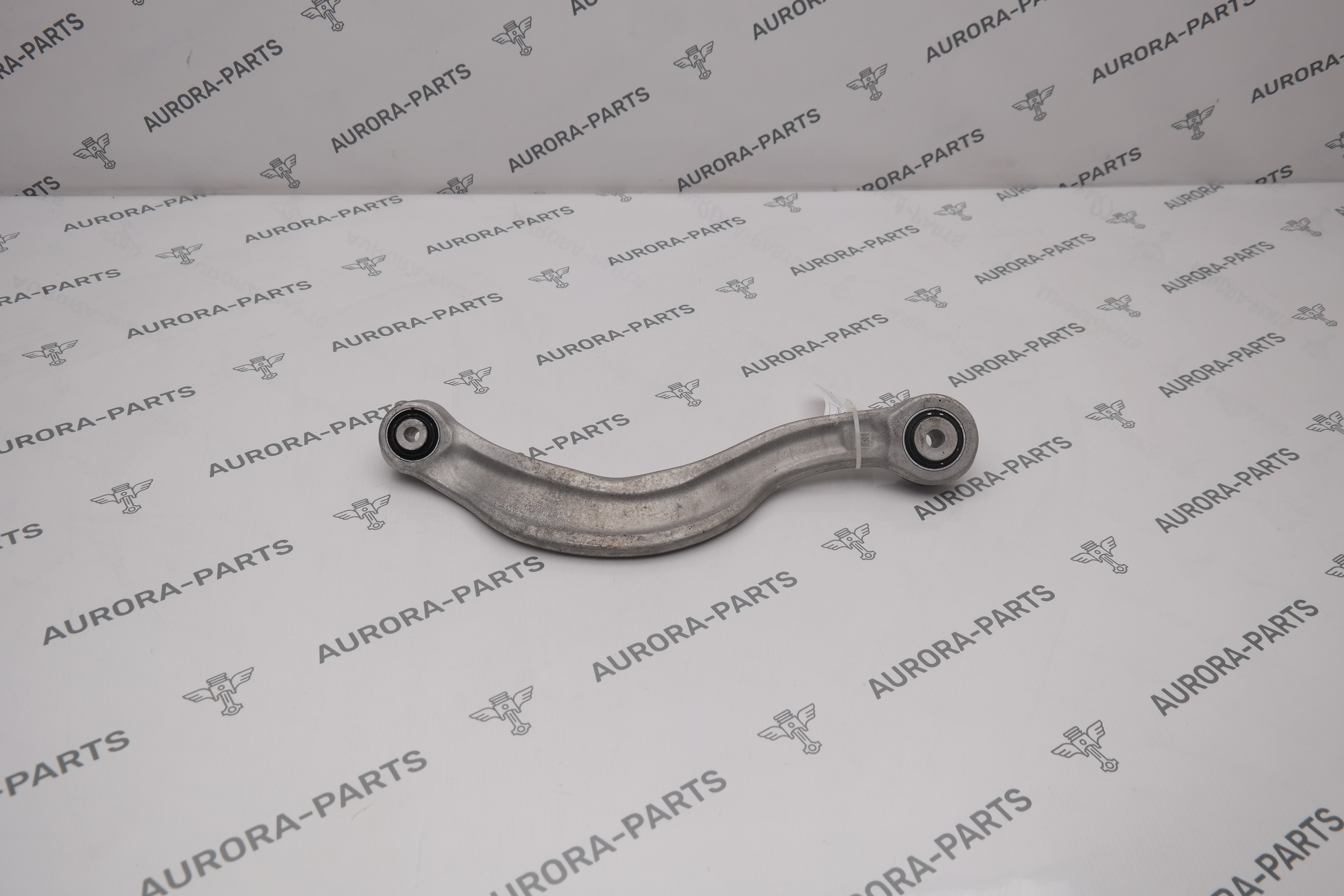 Рычаг поперечный задней подвески (сзади, алюминиевый) (2024 год) RH Audi Q7