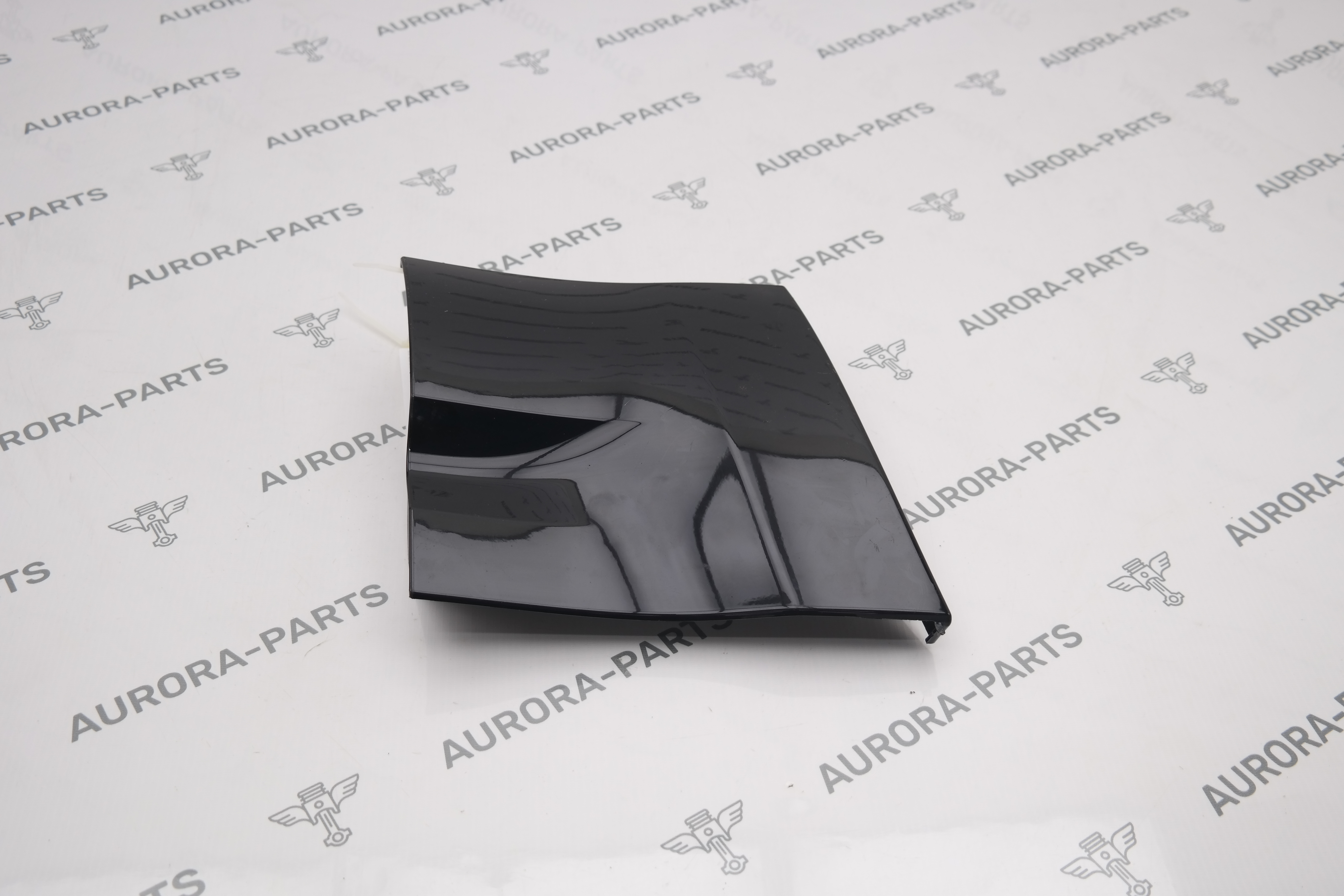 Молдинг крыла передний LН Land Rover Defender