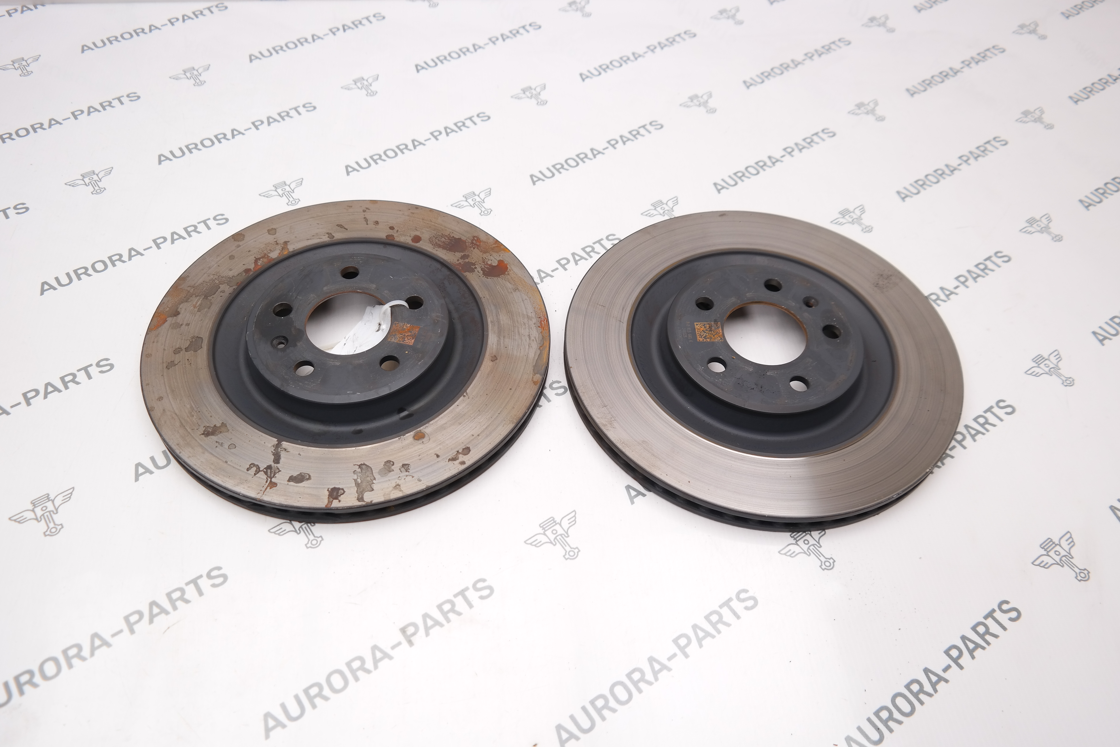 Комплект задних тормозных дисков (состояние новых 2024 год) VW Touareg