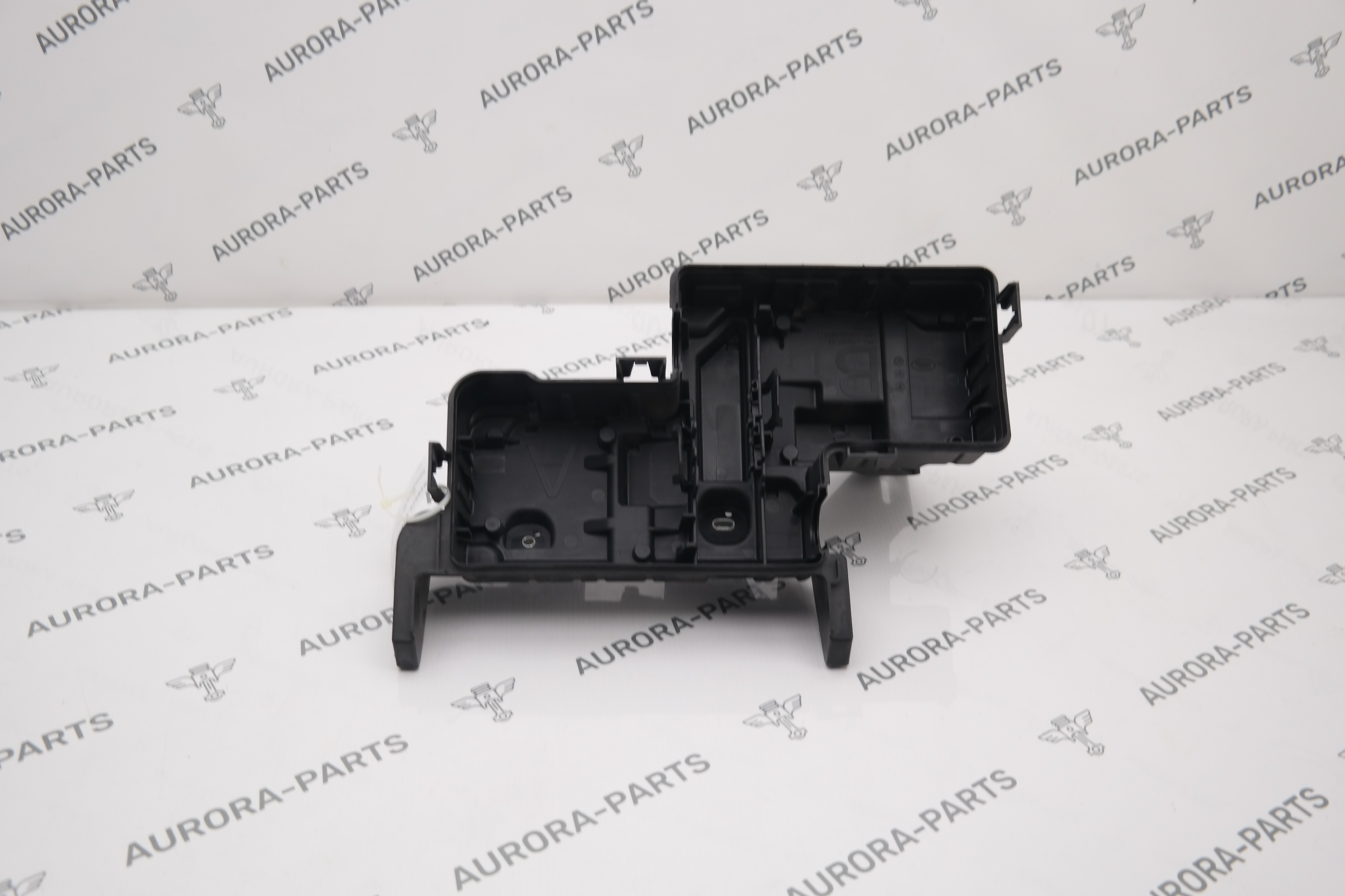 Корпус блоков ЭБУ Land Rover Defender