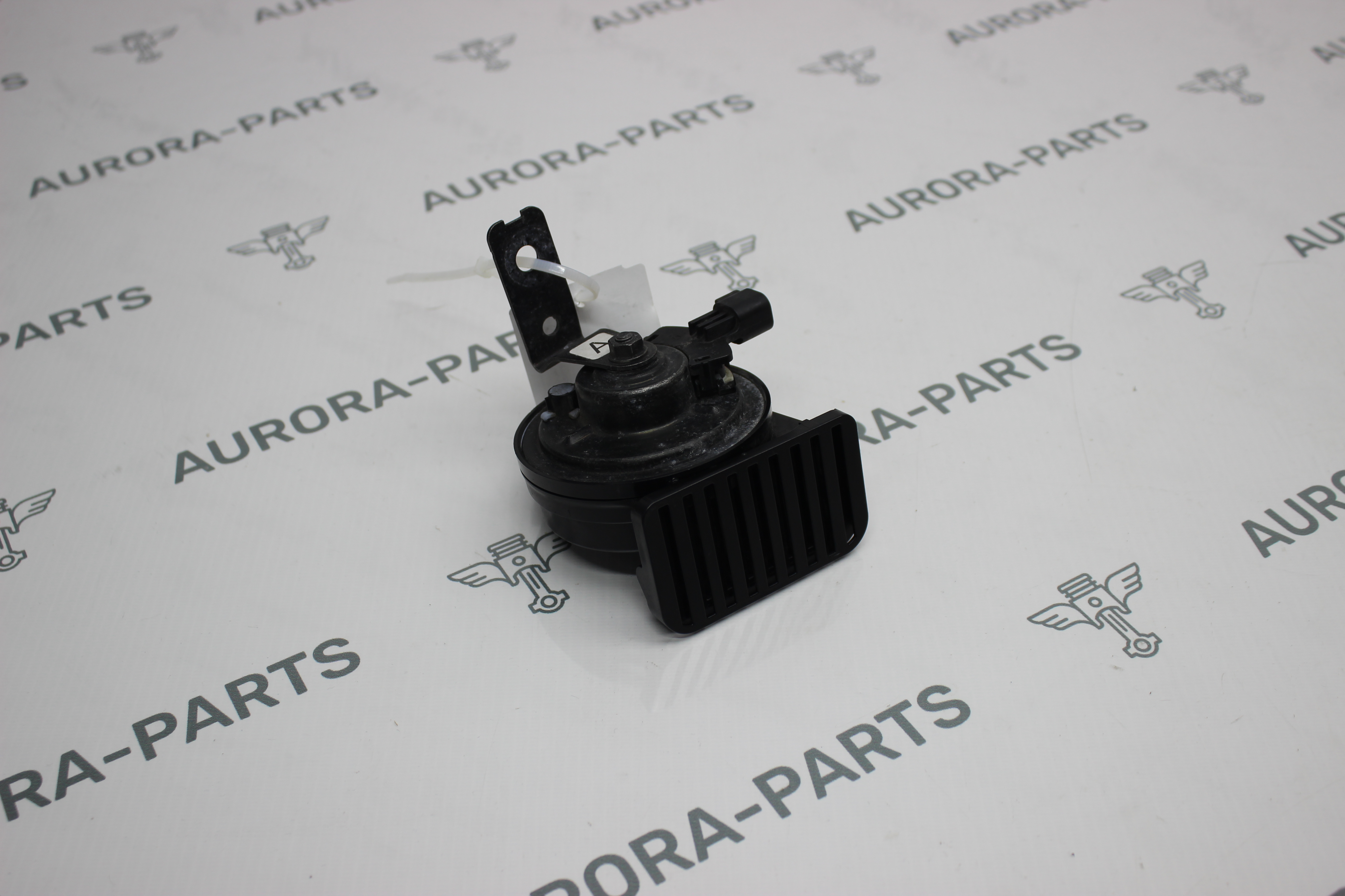 Сигнал звуковой RН Land Rover Defender