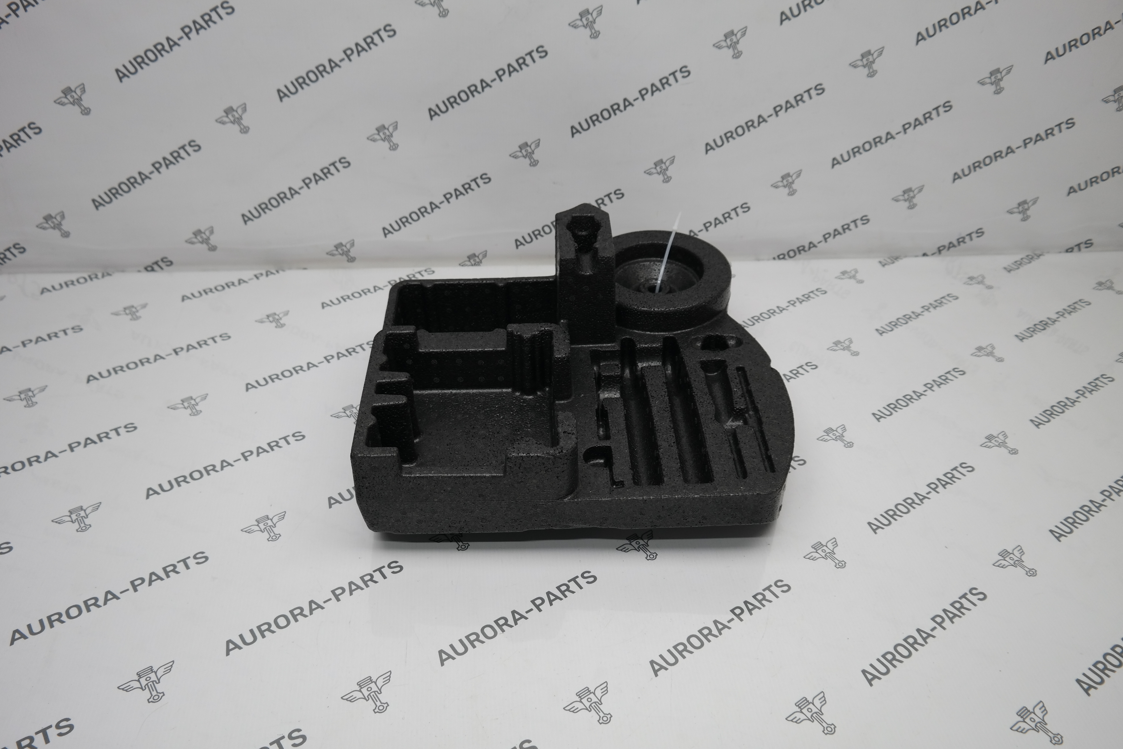 Ящик для инструментов и ниша для запаски VW Touareg