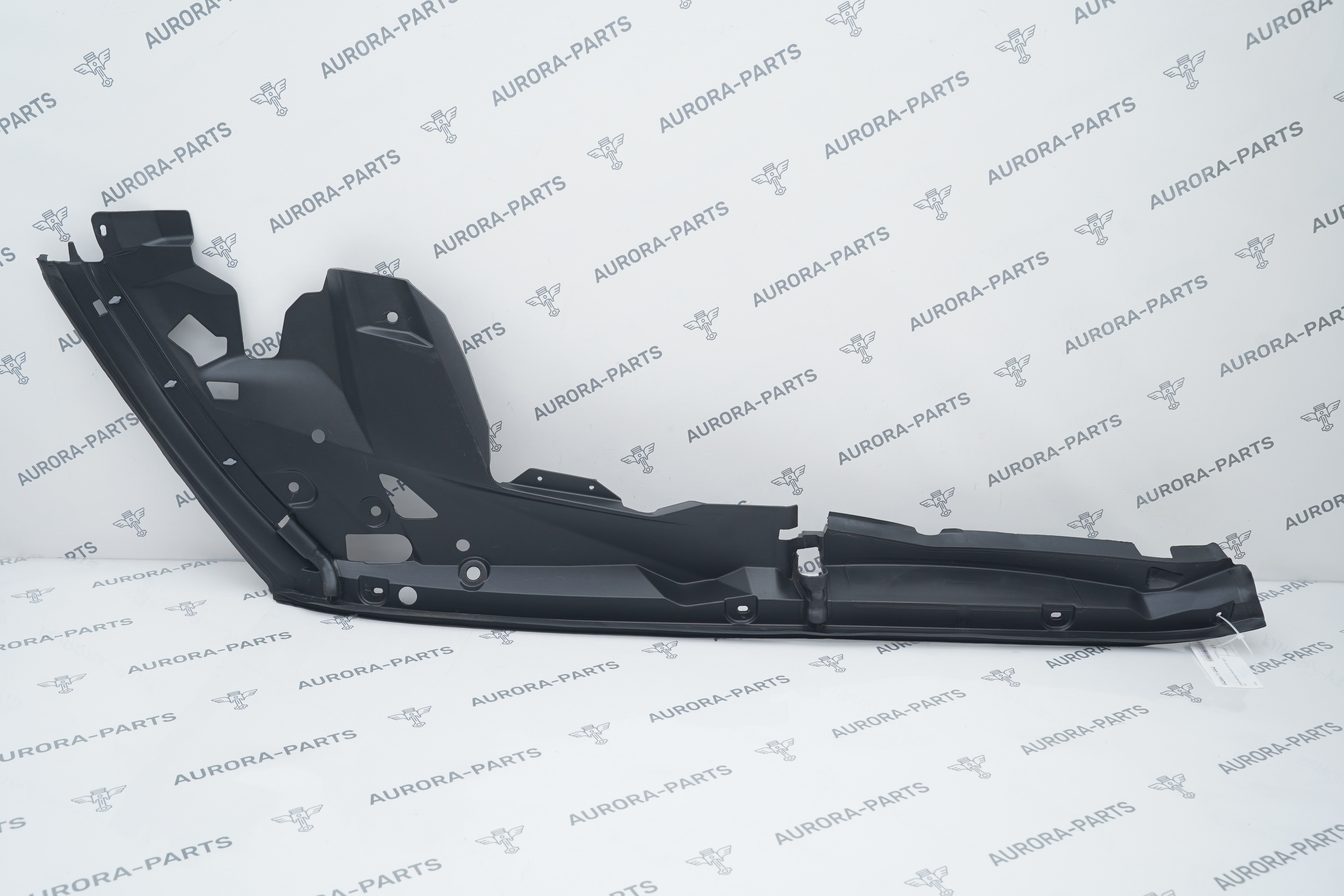 Уплотнитель крыла LH BMW X7