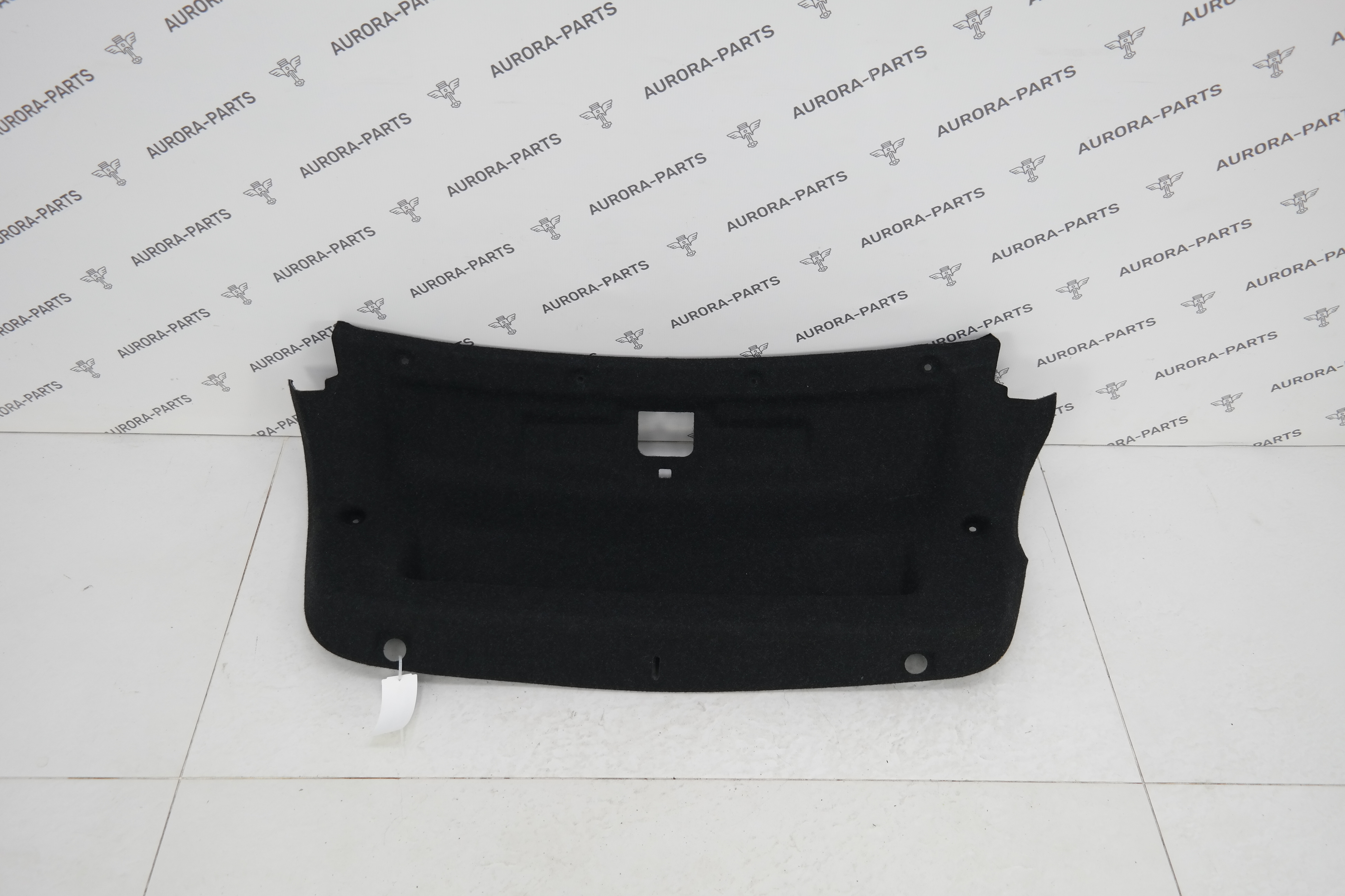 Обшивка крышки багажника BMW 3-Series