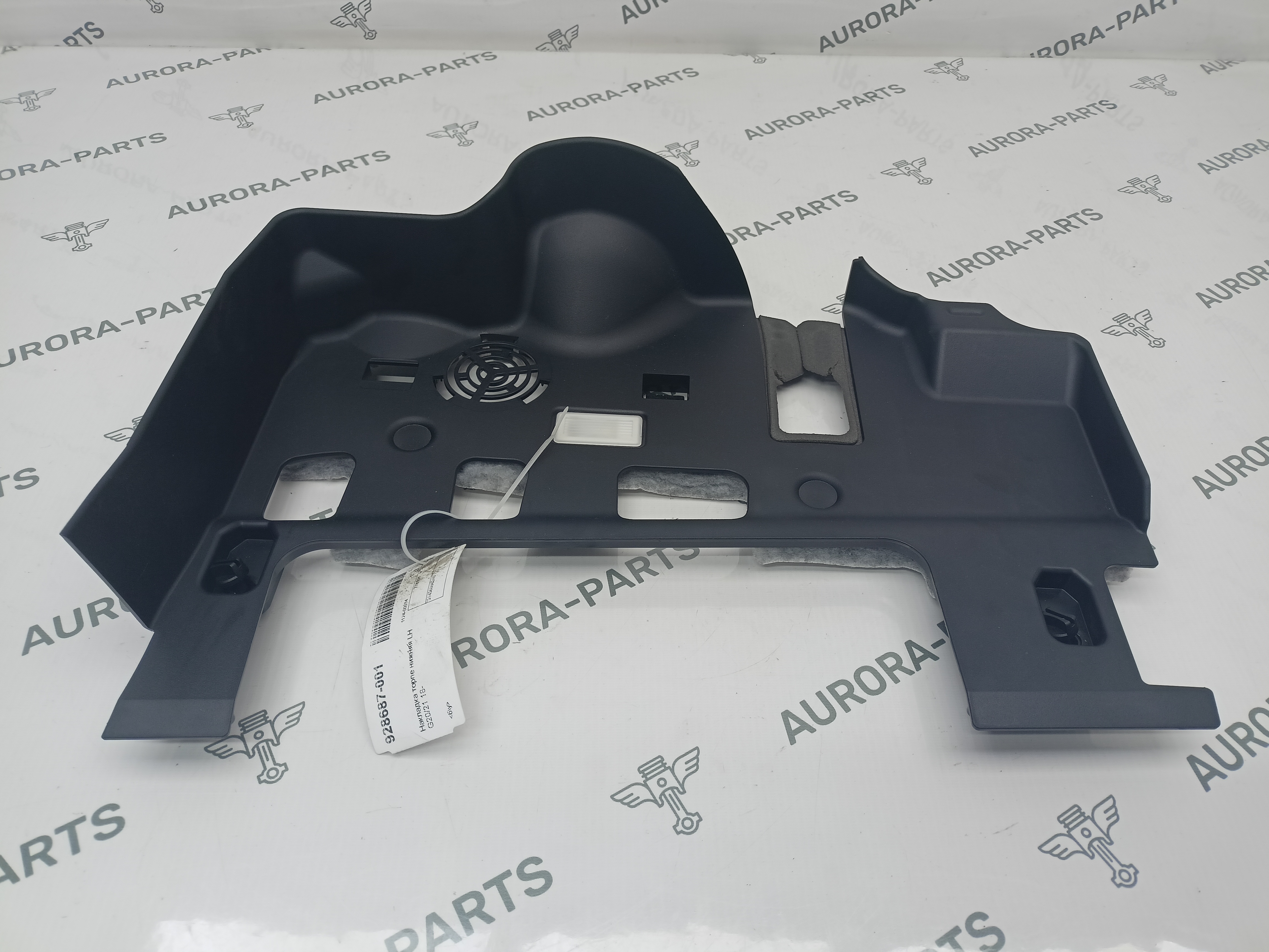 Накладка торпеды нижняя LH BMW 3-Series